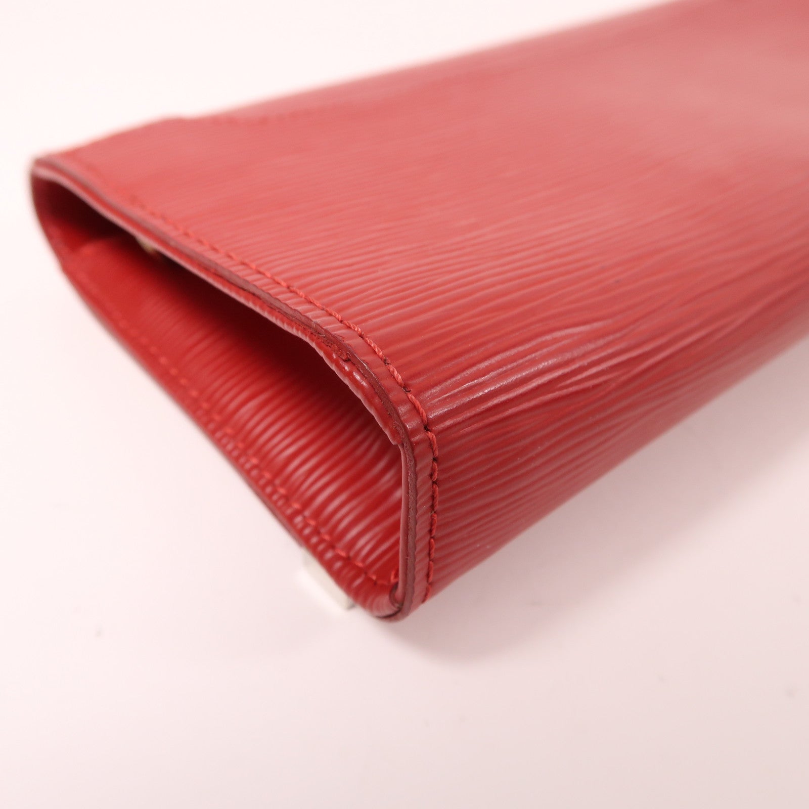 LOUIS VUITTON Epi Sevigne Clutch銀扣肩背袋紅色