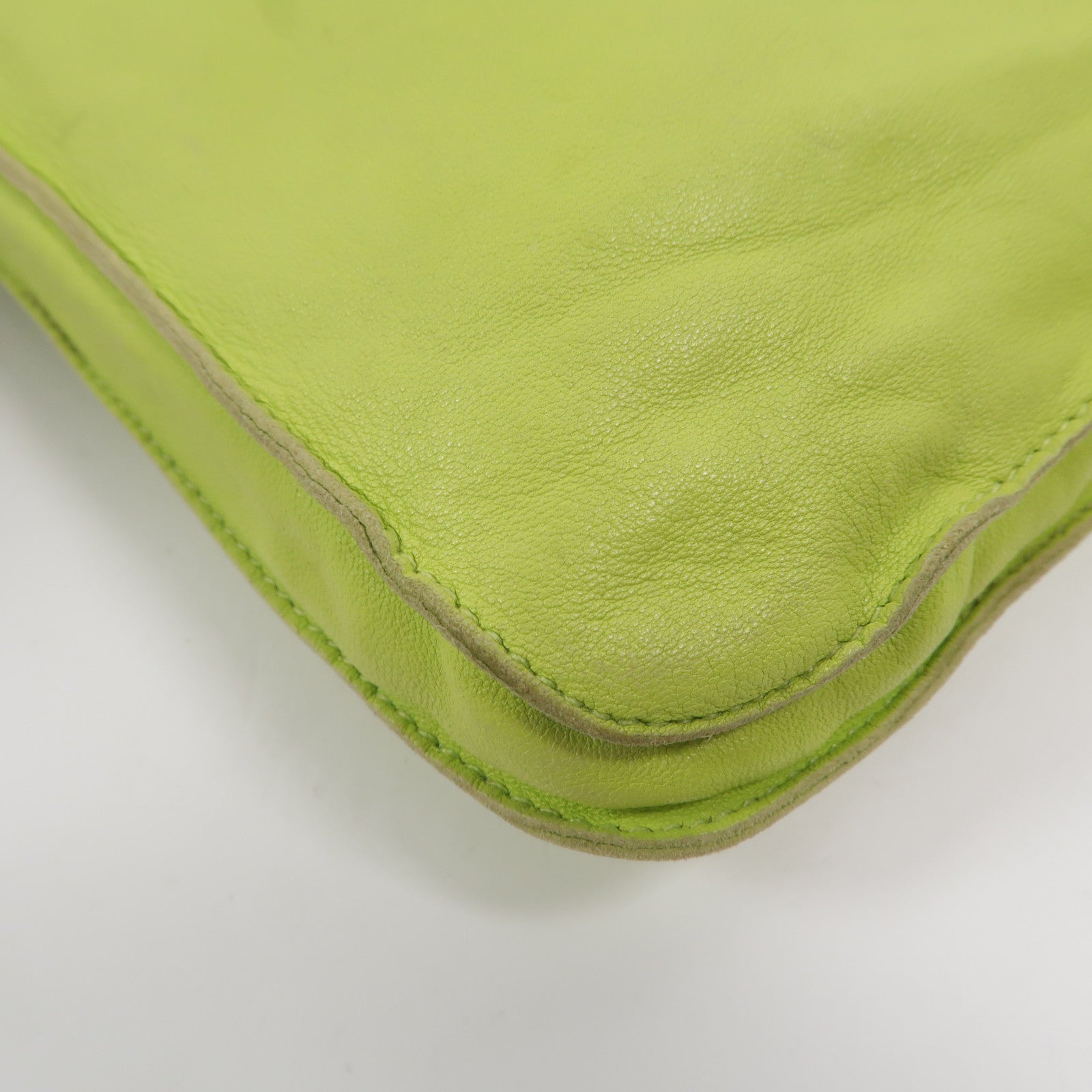 HERMES Milo皮革Clou De Selle肩背袋Kiwi