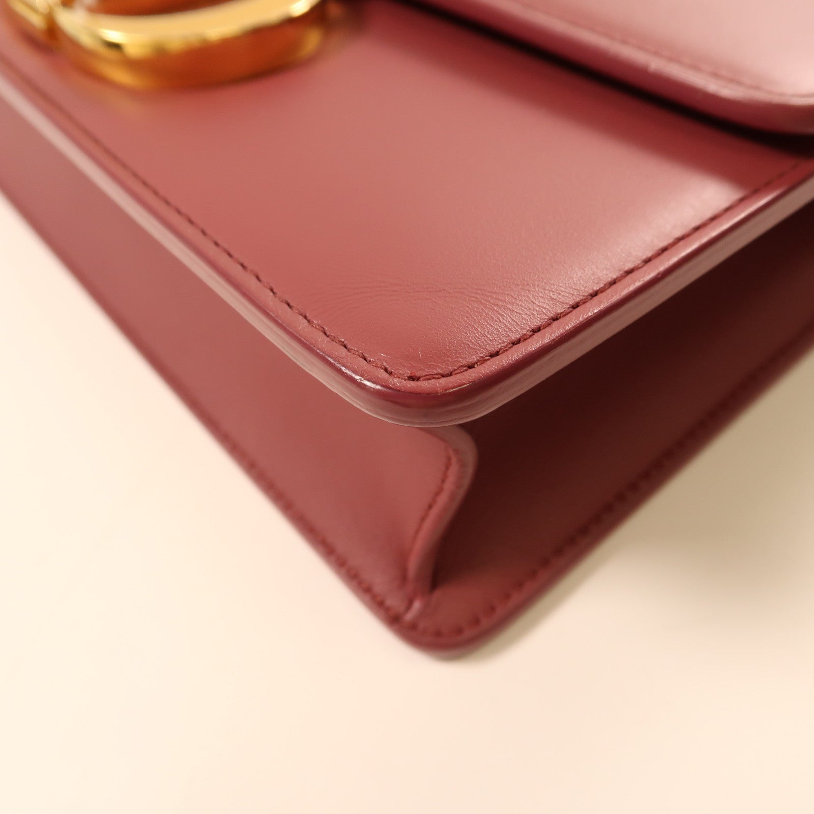 Dior 牛皮皮革30 Montaigne金扣肩背袋紅色