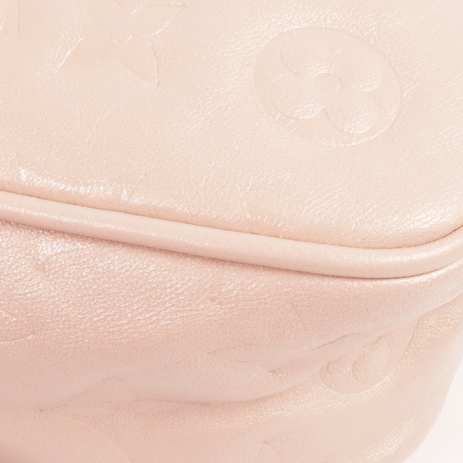 LOUIS VUITTON 羊皮皮革Sac Coeur Fall in Love Heart Box金扣肩背袋