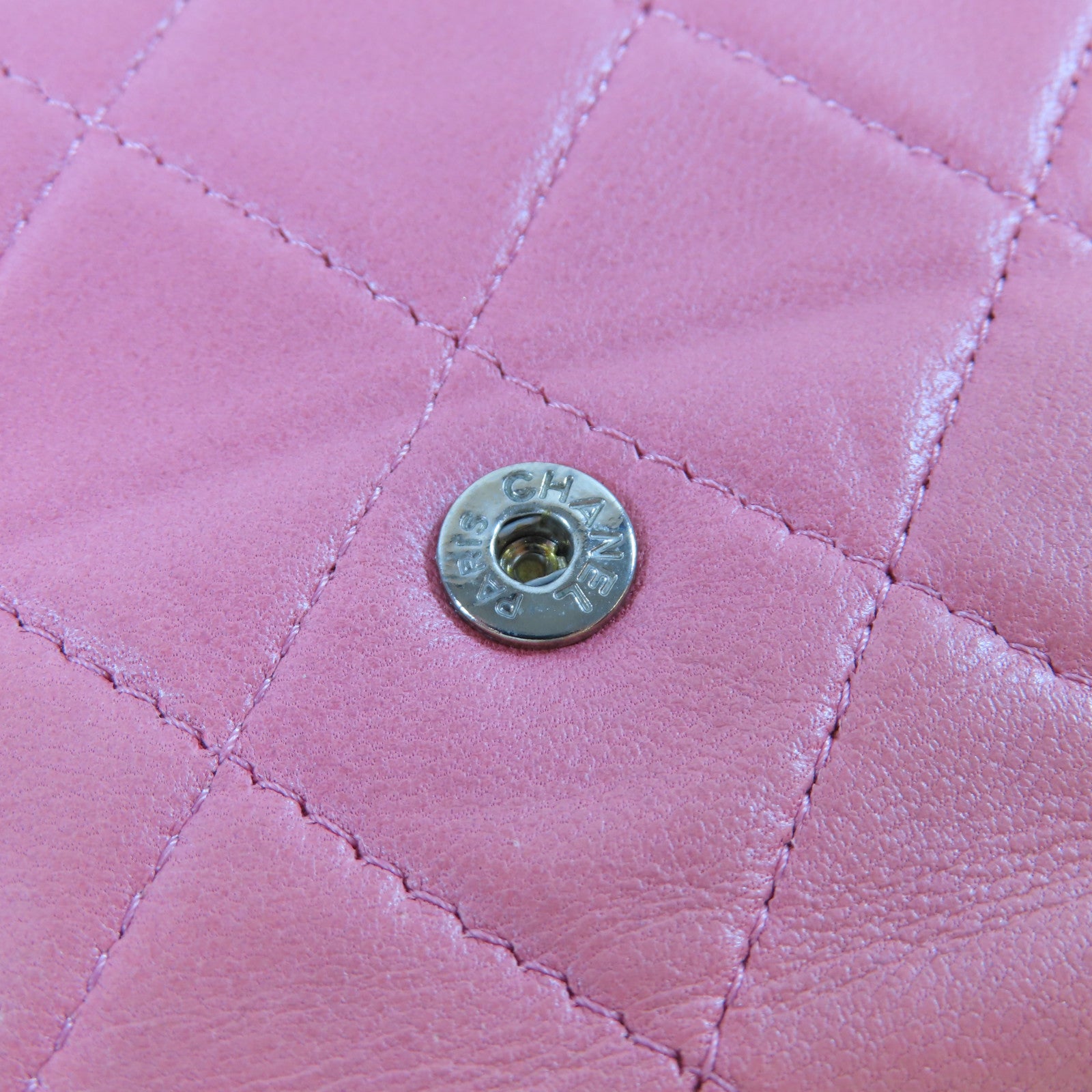 CHANEL 【激減優惠】菱格羊皮皮革Trifold Wallet銀扣錢包粉紅色
