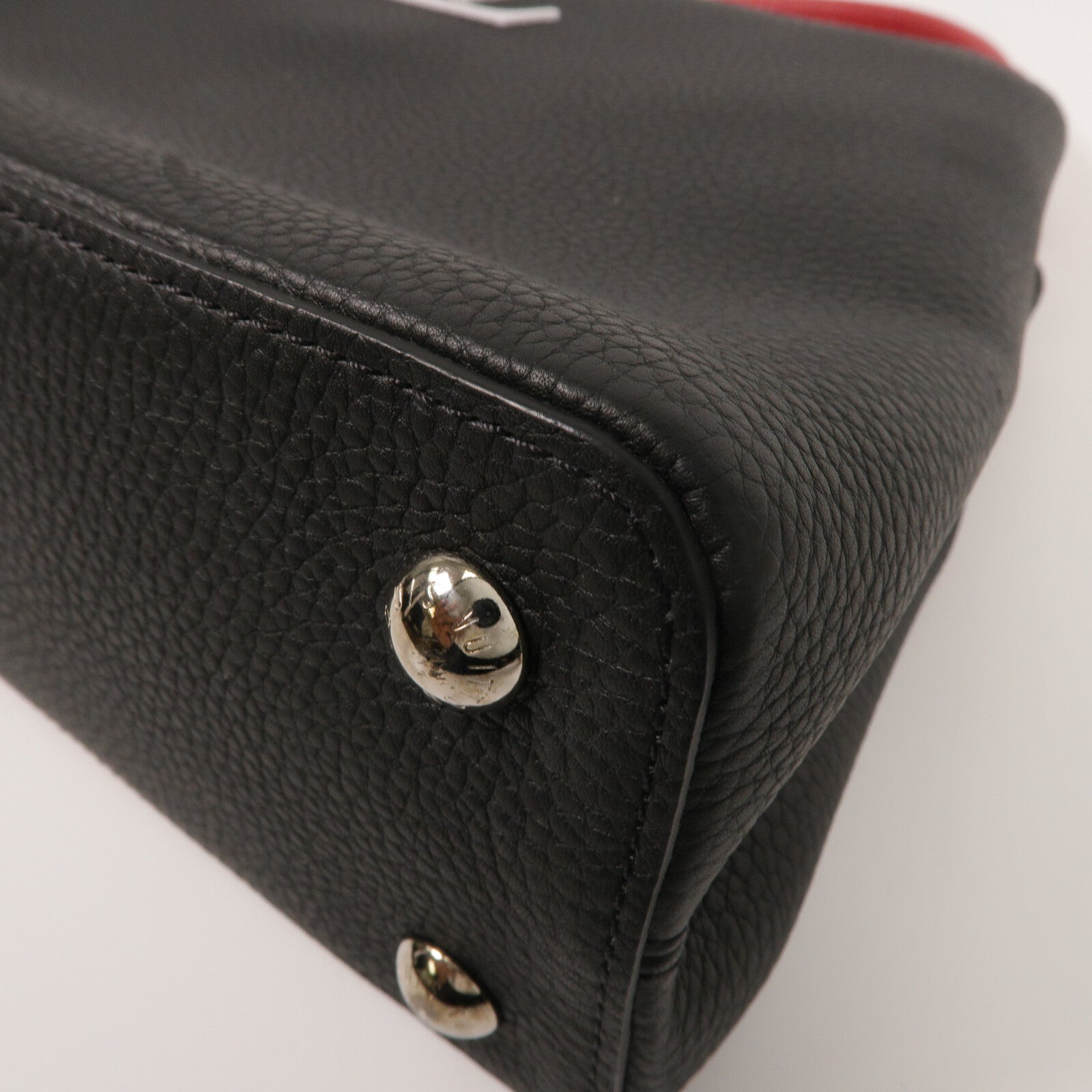 LOUIS VUITTON Taurillon Capucines MM手挽肩背兩用袋