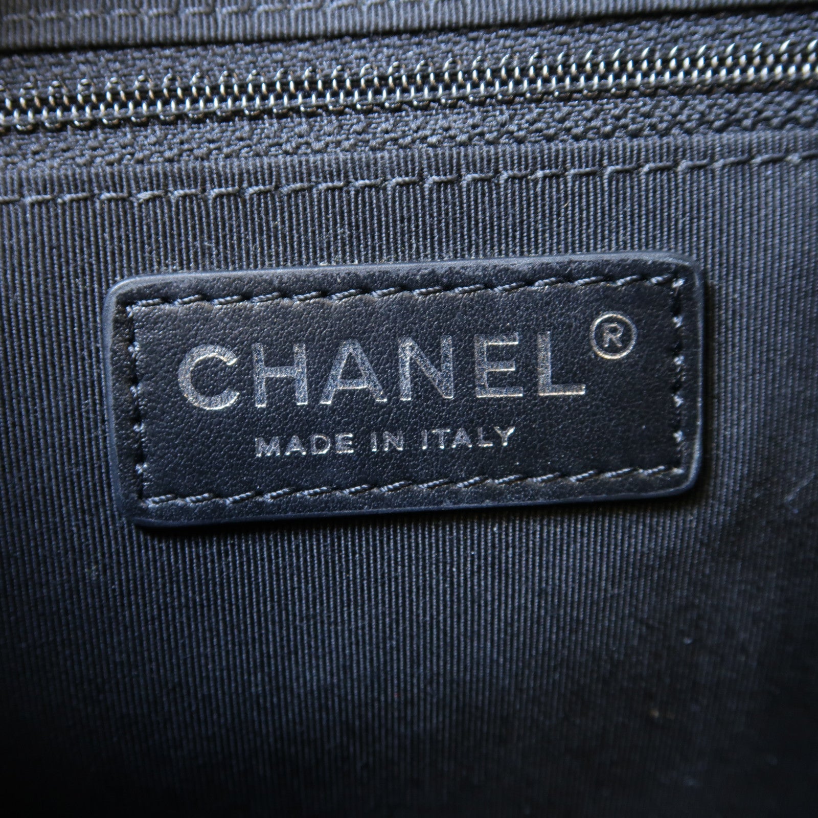 CHANEL 菱格牛皮皮革Shoulder Bag銀扣肩背袋黑色