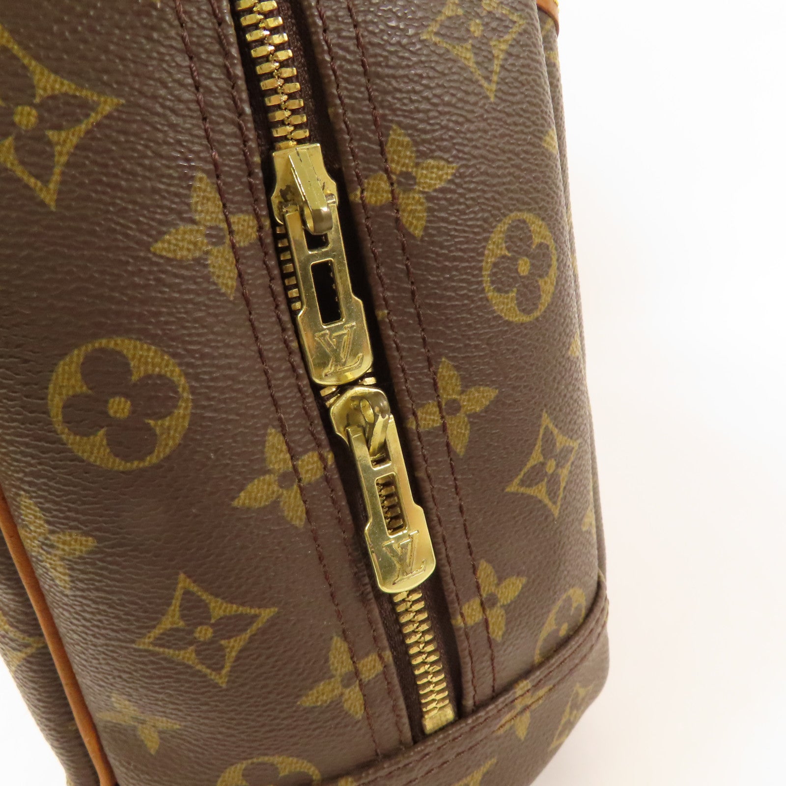 LOUIS VUITTON 【激減優惠】Monogram Deauville金扣手挽袋