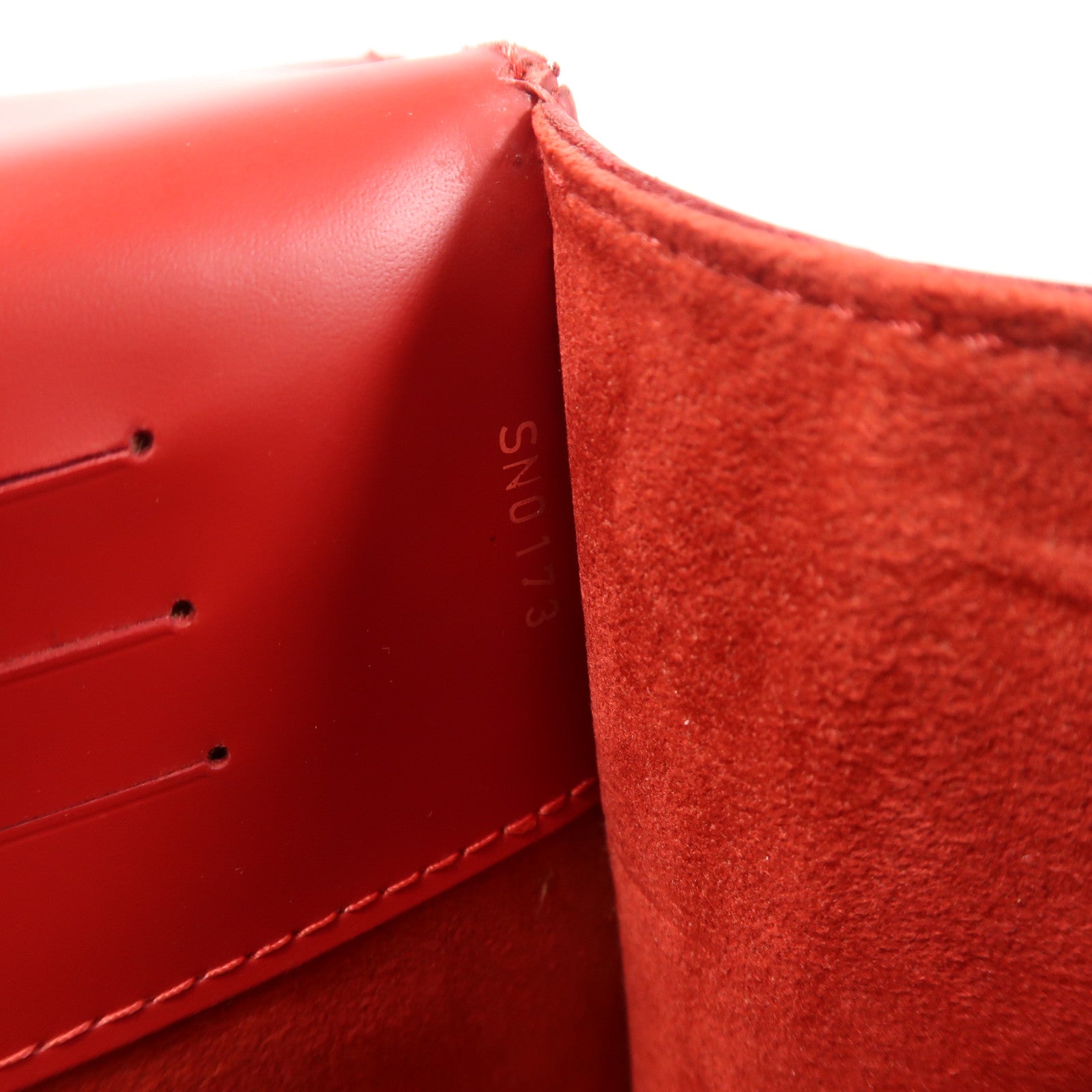 LOUIS VUITTON LV SHW Sevigne Clutch Shoulder Bag Epi Red