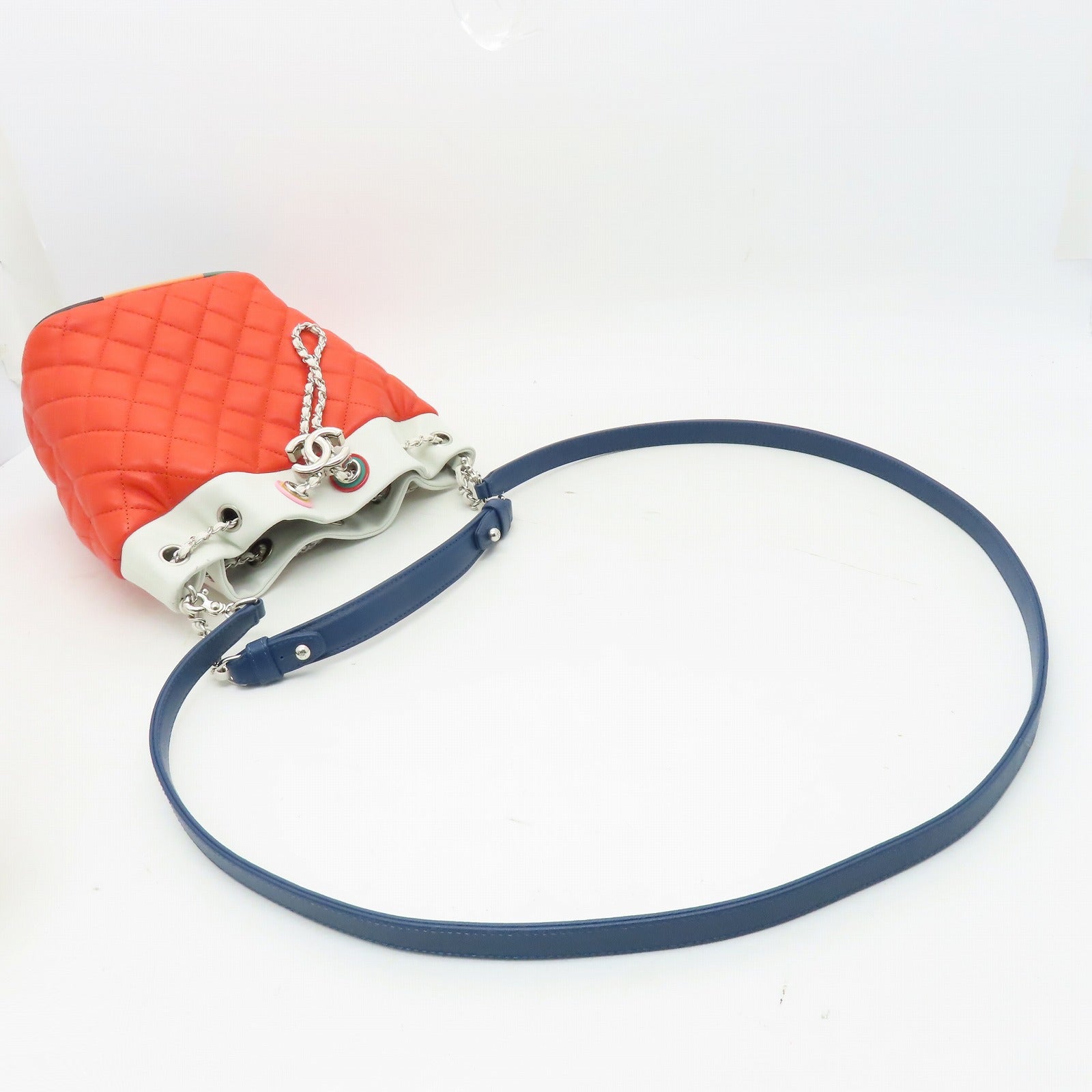 CHANEL 菱格羊皮皮革Shoulder Bag银扣手挽肩背两用袋水桶袋橙红色/白色/蓝色