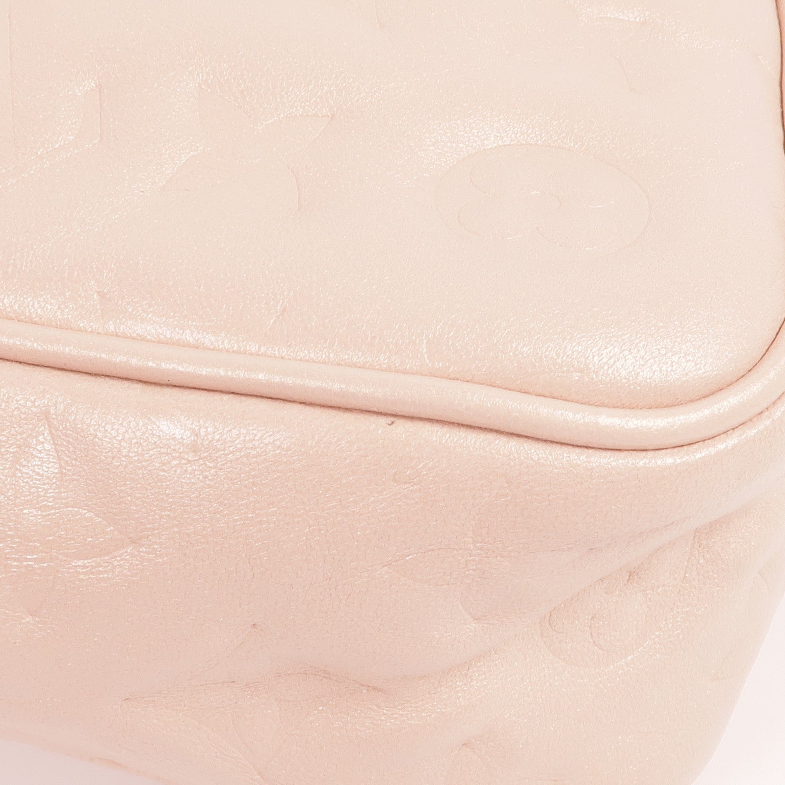 LOUIS VUITTON 羊皮皮革Sac Coeur Fall in Love Heart Box金扣肩背袋