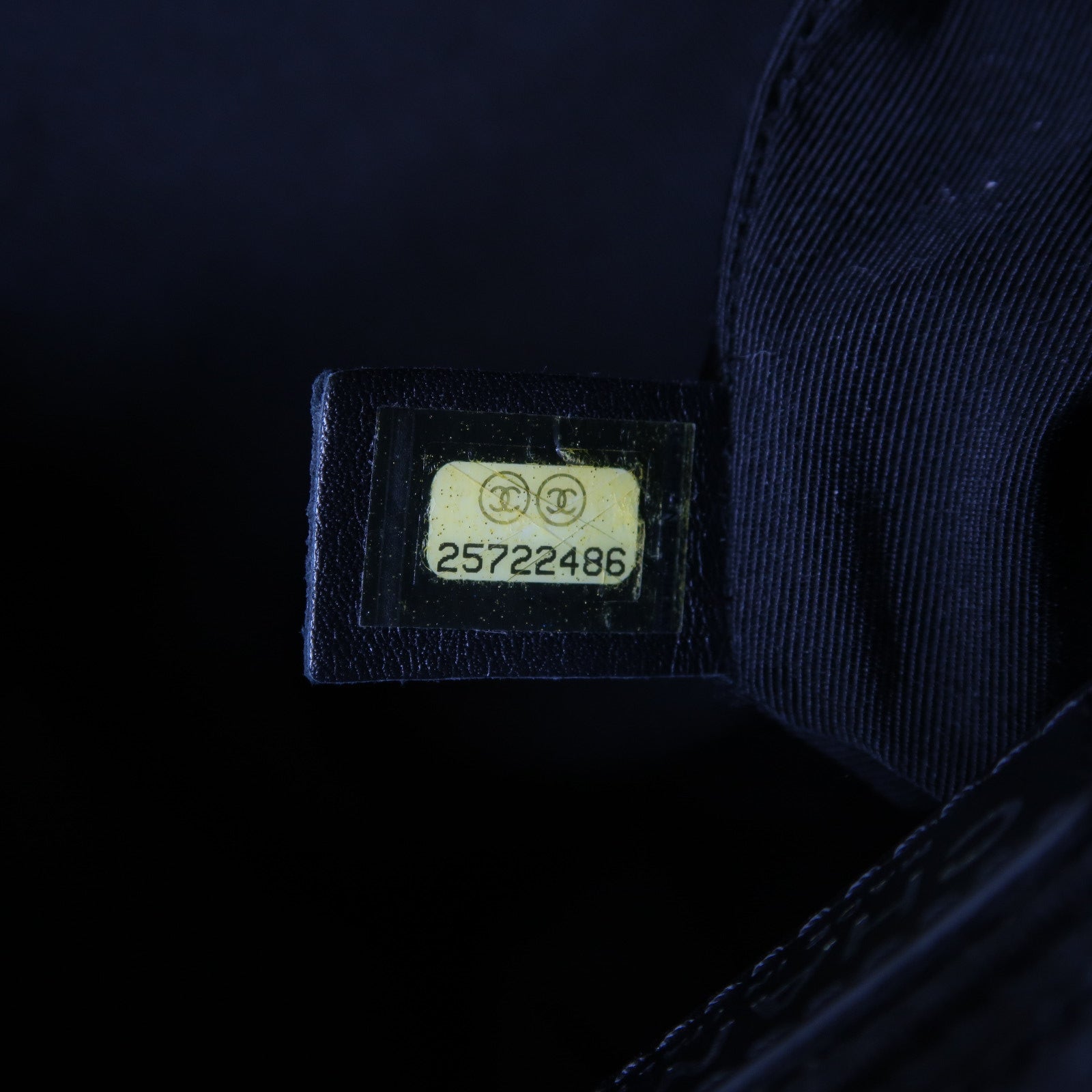 CHANEL 菱格牛皮皮革Shoulder Bag銀扣肩背袋黑色