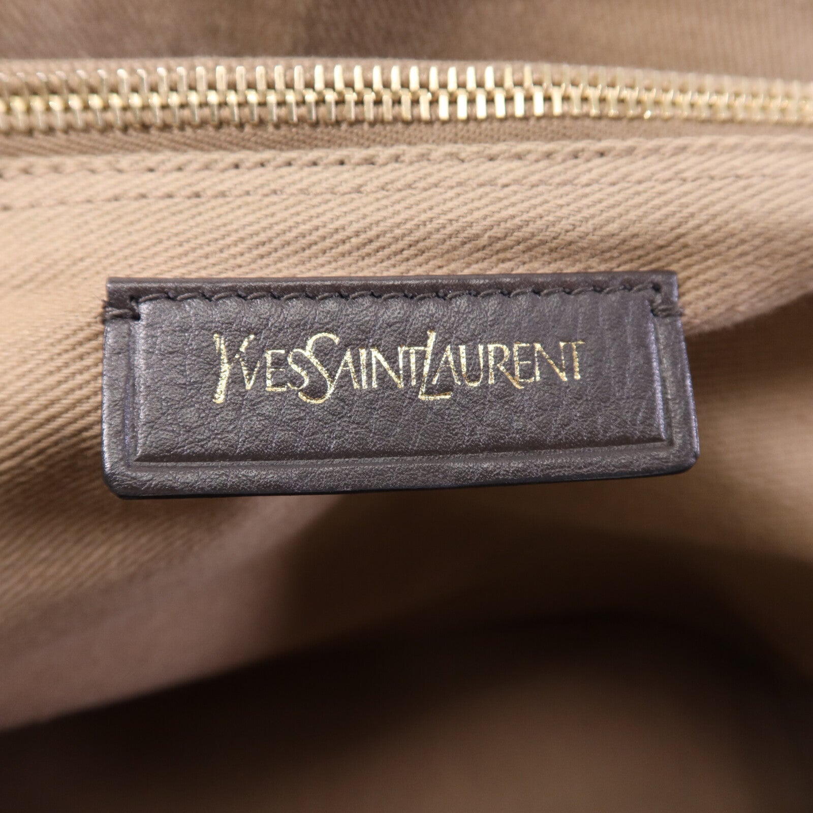 YVES SAINT LAURENT 牛皮皮革Muse金扣肩背袋