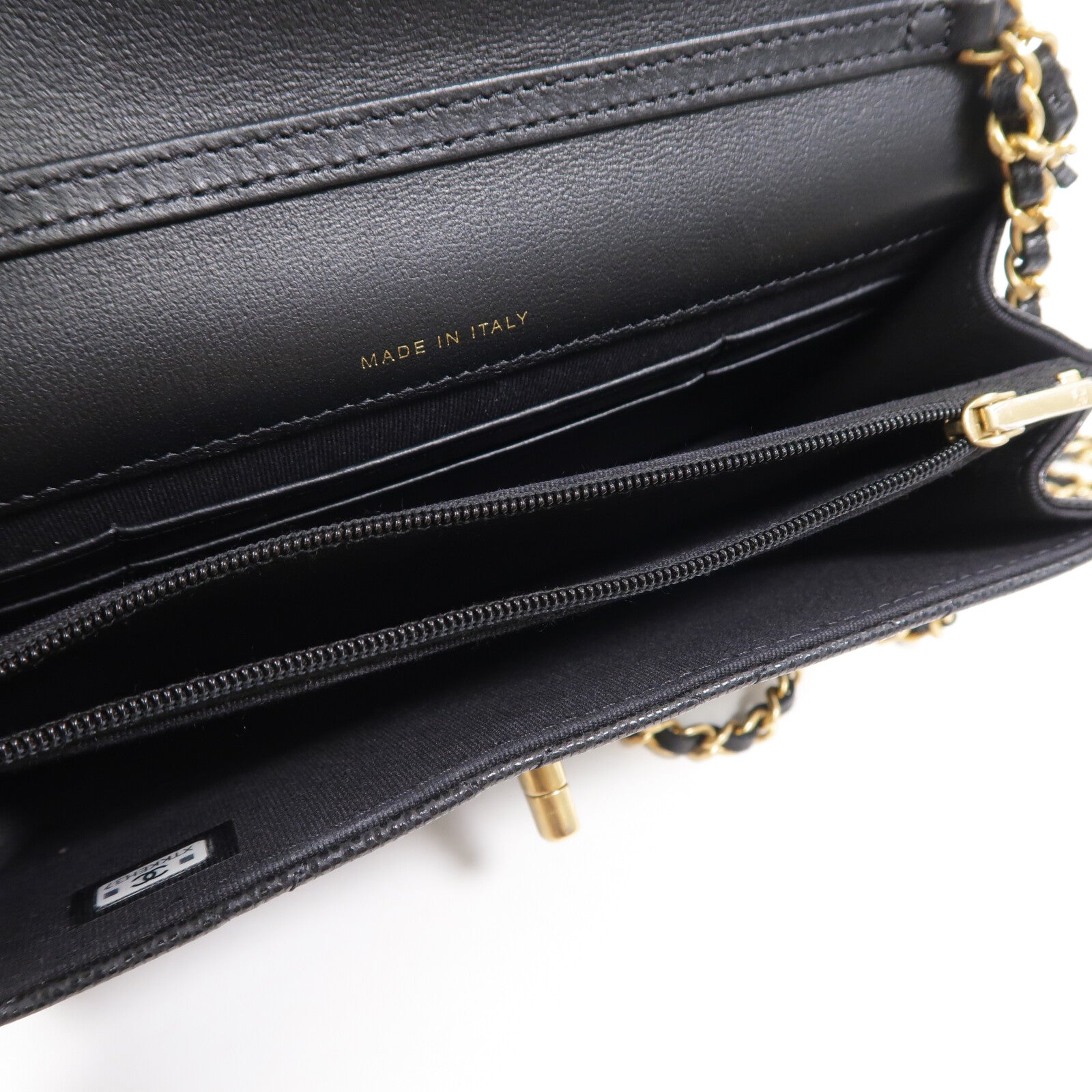 CHANEL 牛皮皮革WOC Wallet On Chain鏈帶肩背袋