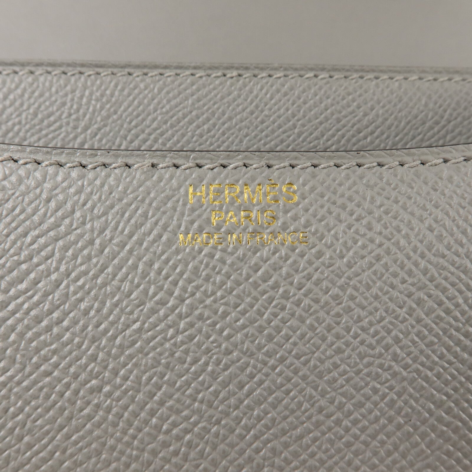 HERMES Epsom皮革Constance 24肩背袋Gris Mouette