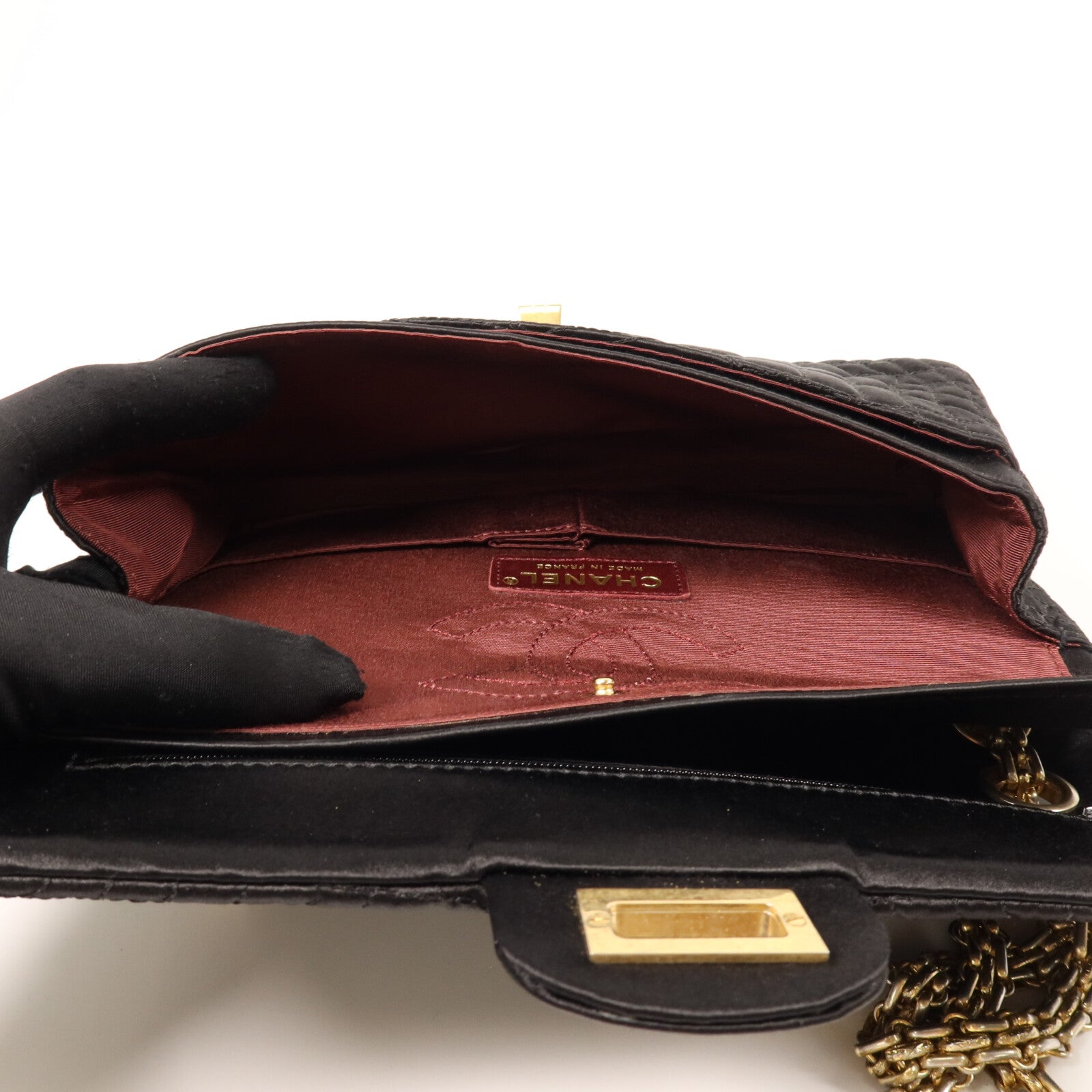 CHANEL Satin 2.55 East West鏈帶肩背袋