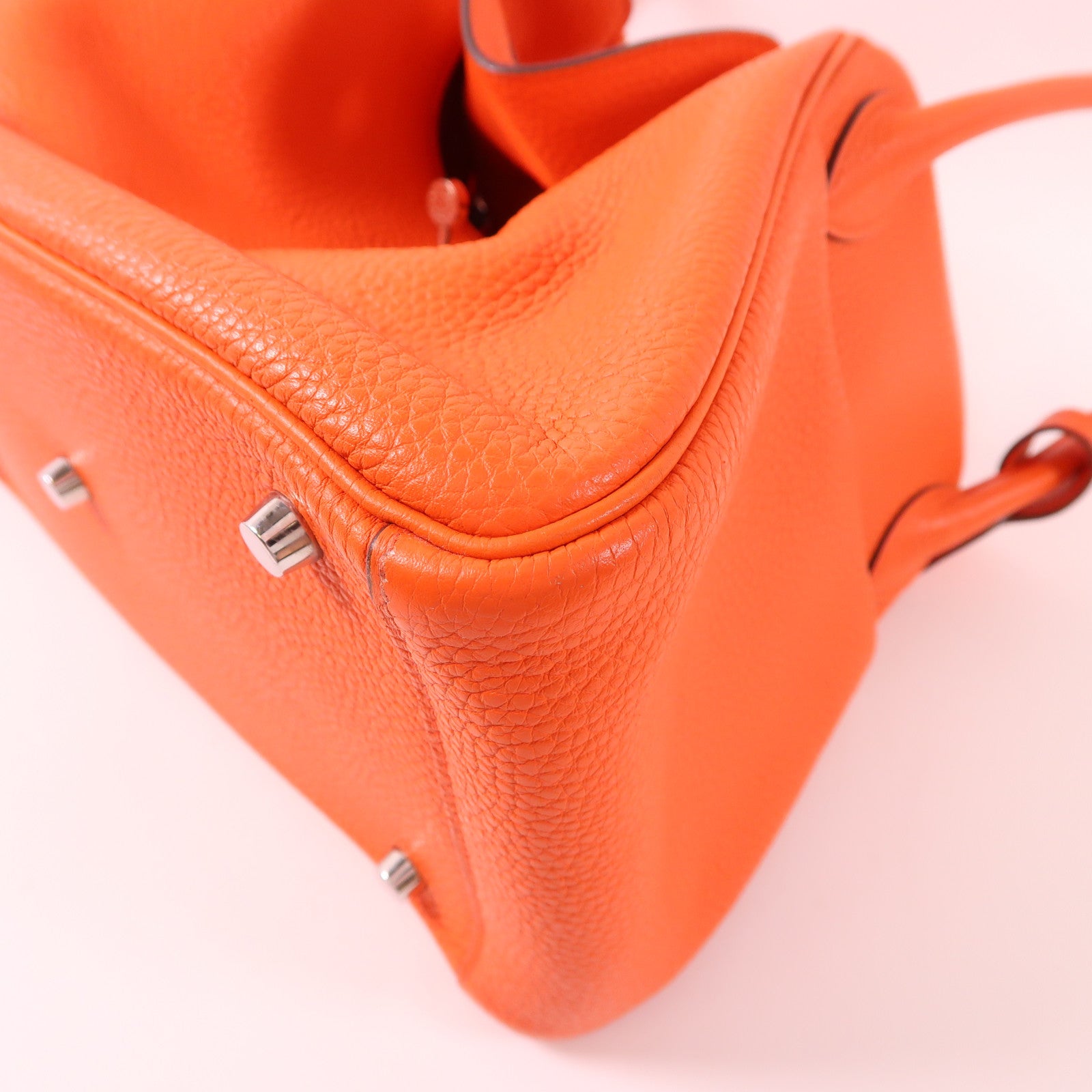 HERMES 皮革Lindy 30銀扣手挽肩背兩用袋9T Capucine