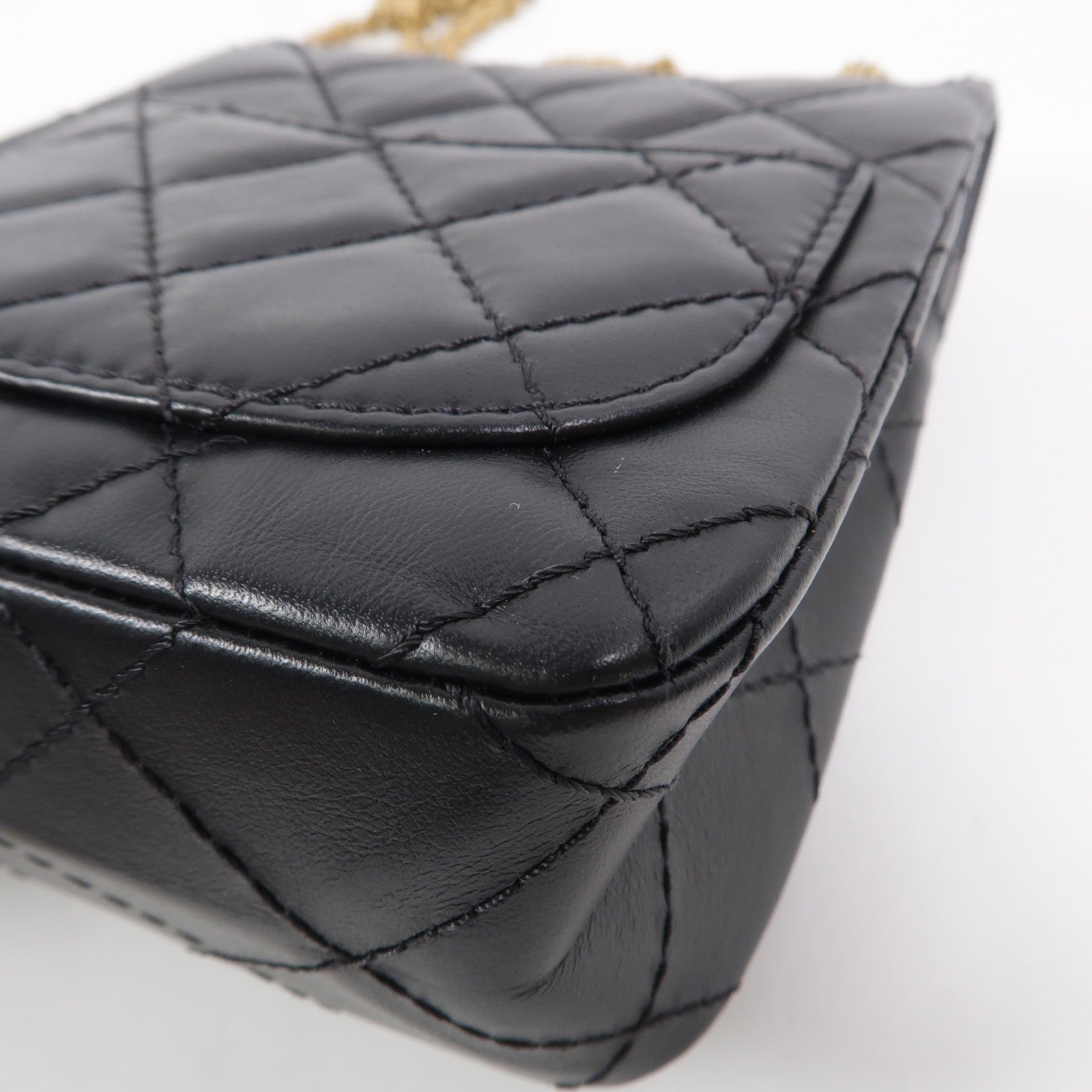 CHANEL 牛皮皮革2.55鏈帶肩背袋