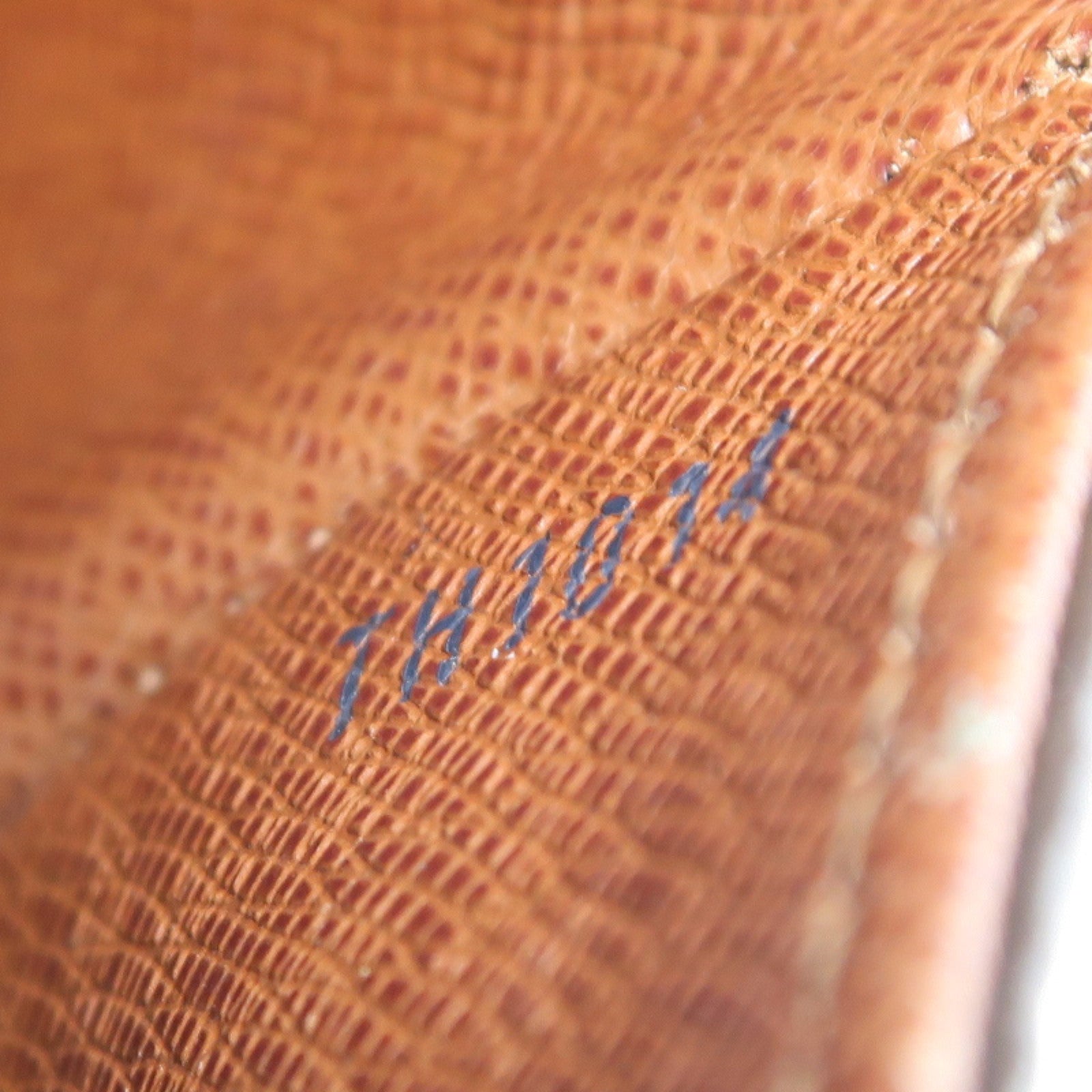 LOUIS VUITTON 【激減優惠】Monogram Saint Cloud GM金扣肩背袋啡色