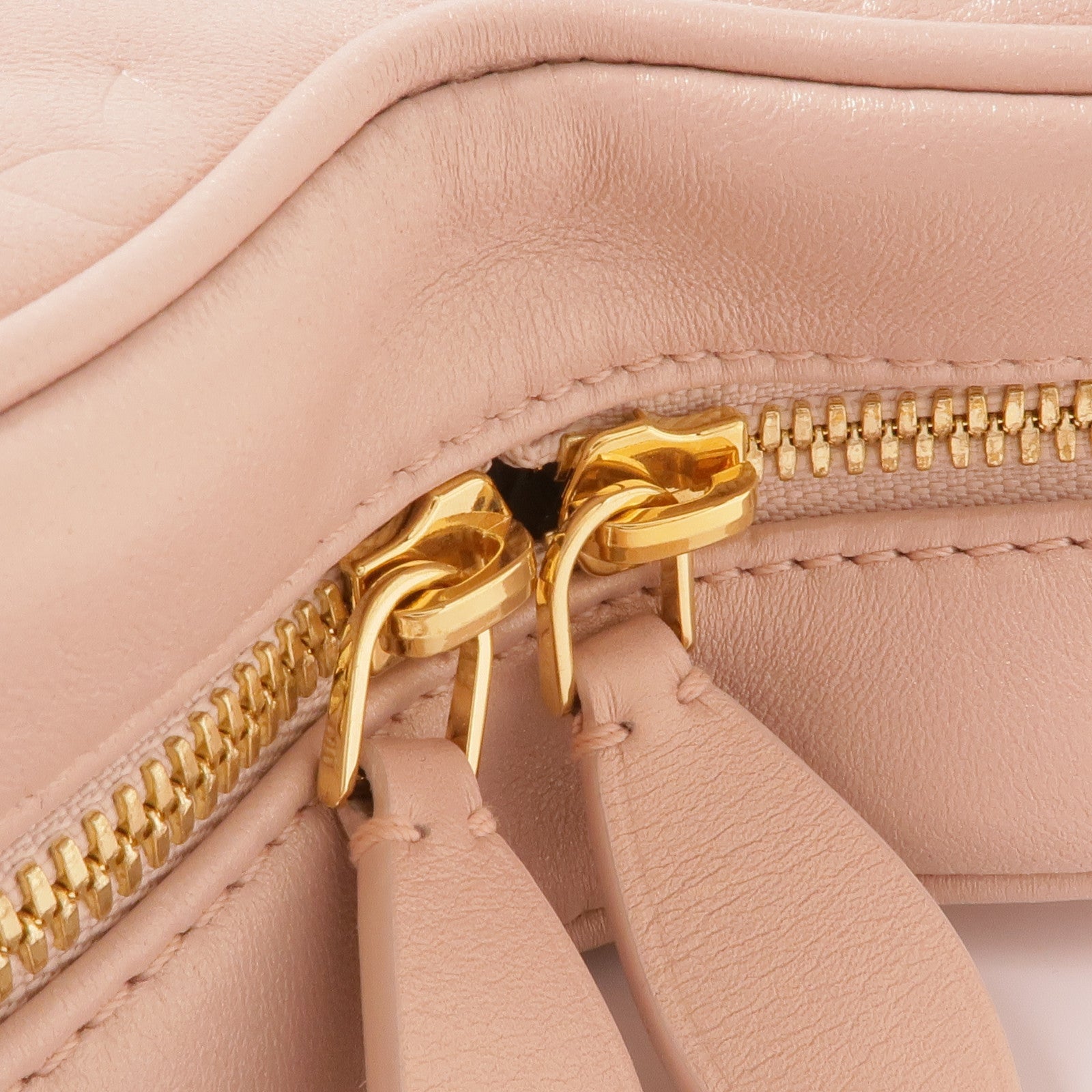 LOUIS VUITTON 羊皮皮革Sac Coeur Fall in Love Heart Box金扣肩背袋