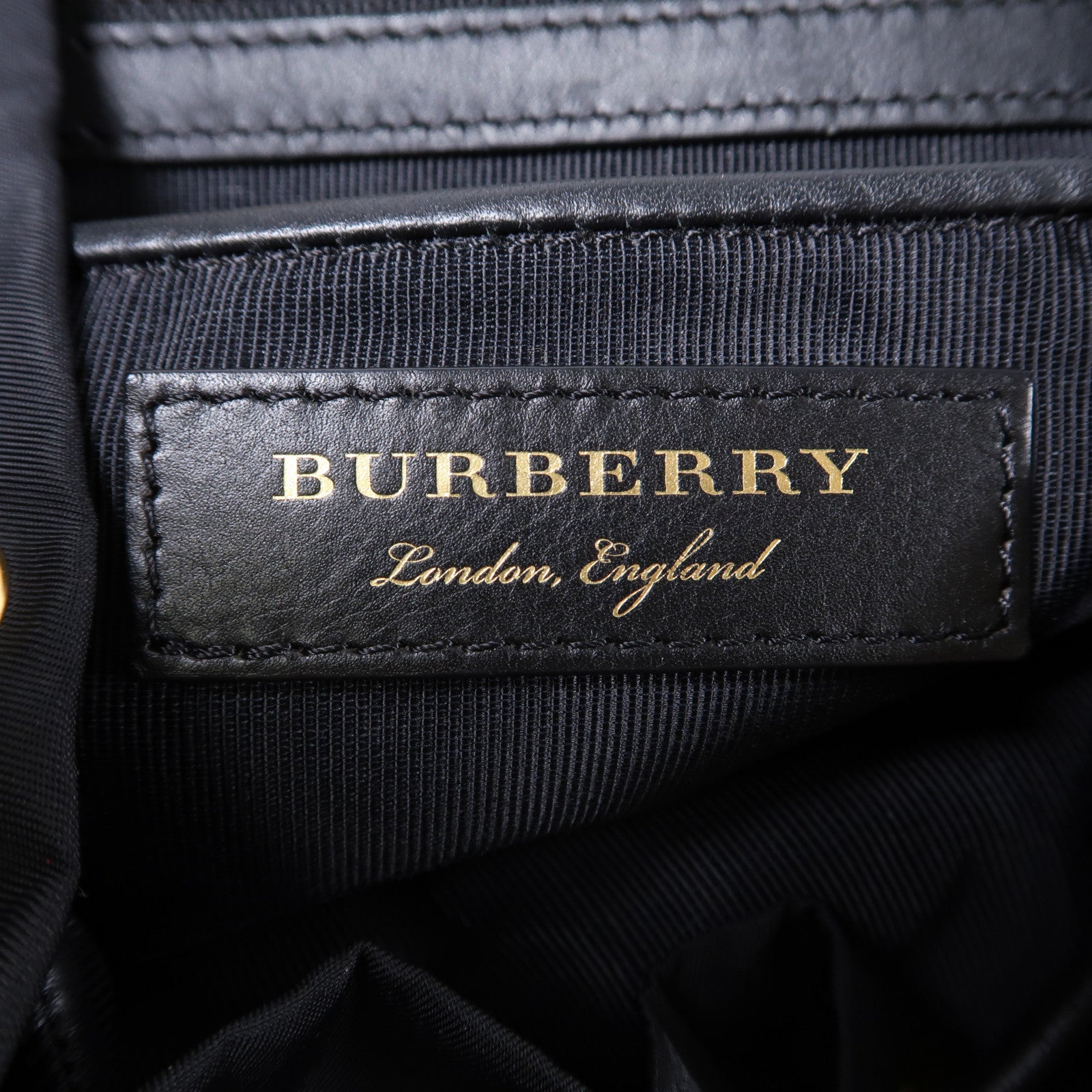 BURBERRY 尼龍Chain Backpack金扣鏈帶背包黑色