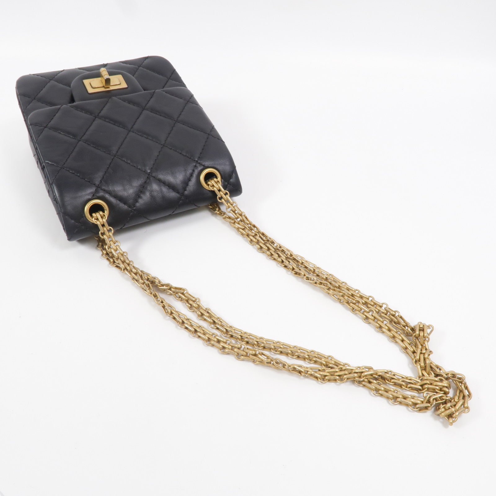 CHANEL 牛皮皮革2.55鏈帶肩背袋