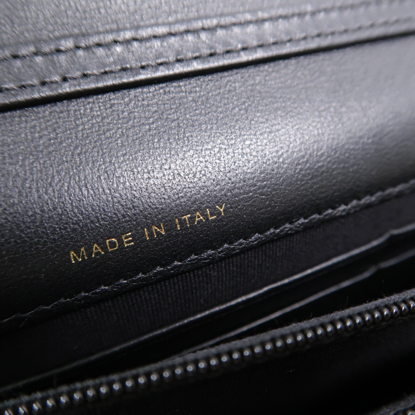 CHANEL 牛皮皮革WOC Wallet On Chain鏈帶肩背袋
