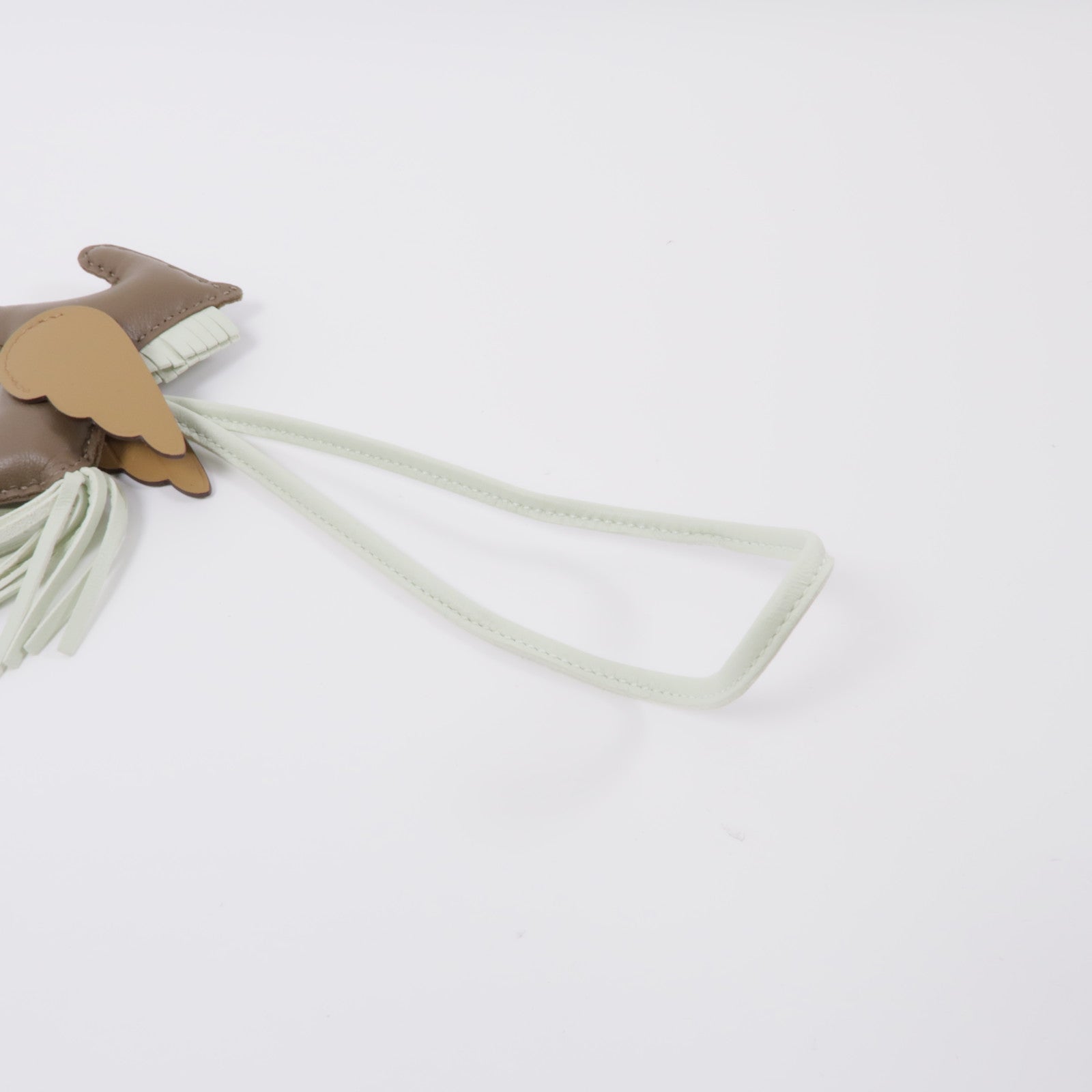 HERMES Milo皮革/Swift皮革Rodeo Pegase PM掛飾Etoupe灰色/Biscuit棕色/淺綠色
