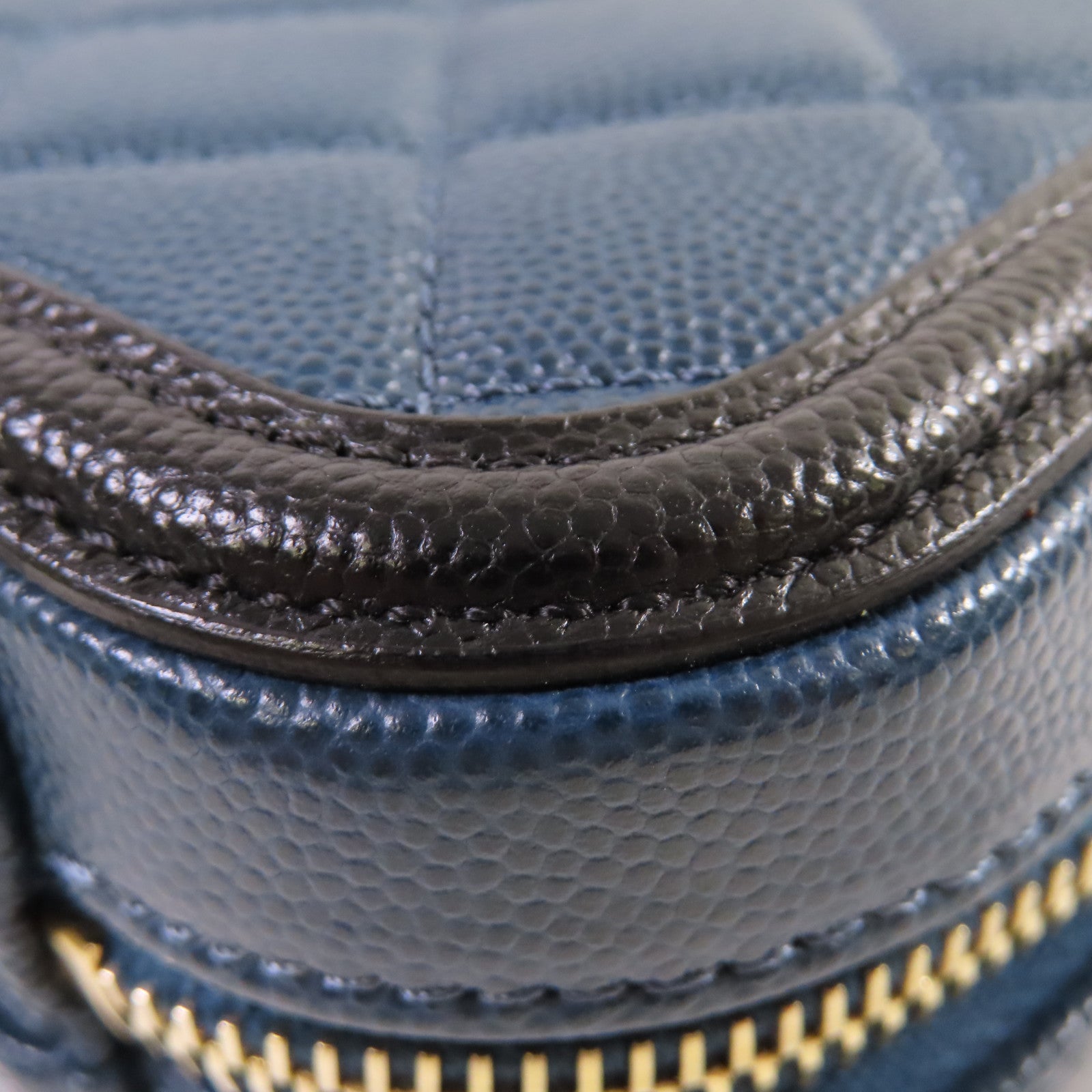 CHANEL 【激減優惠】菱格Caviar皮革Vanity Chain 2Way Shoulder Bag金扣鏈帶手挽肩背兩用袋寶藍色/黑色