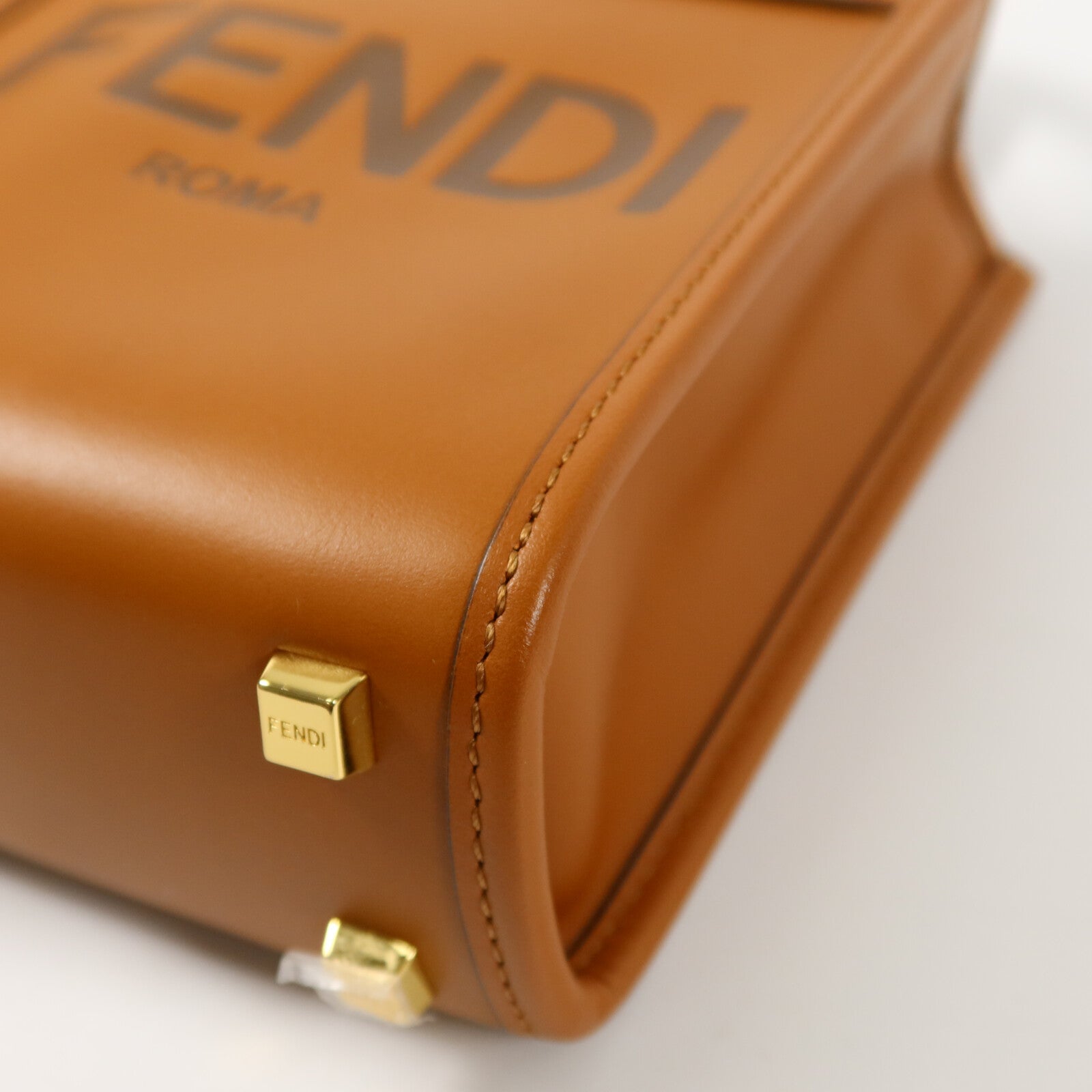 FENDI 牛皮皮革Mini Sunshine Shopper手挽肩背兩用袋
