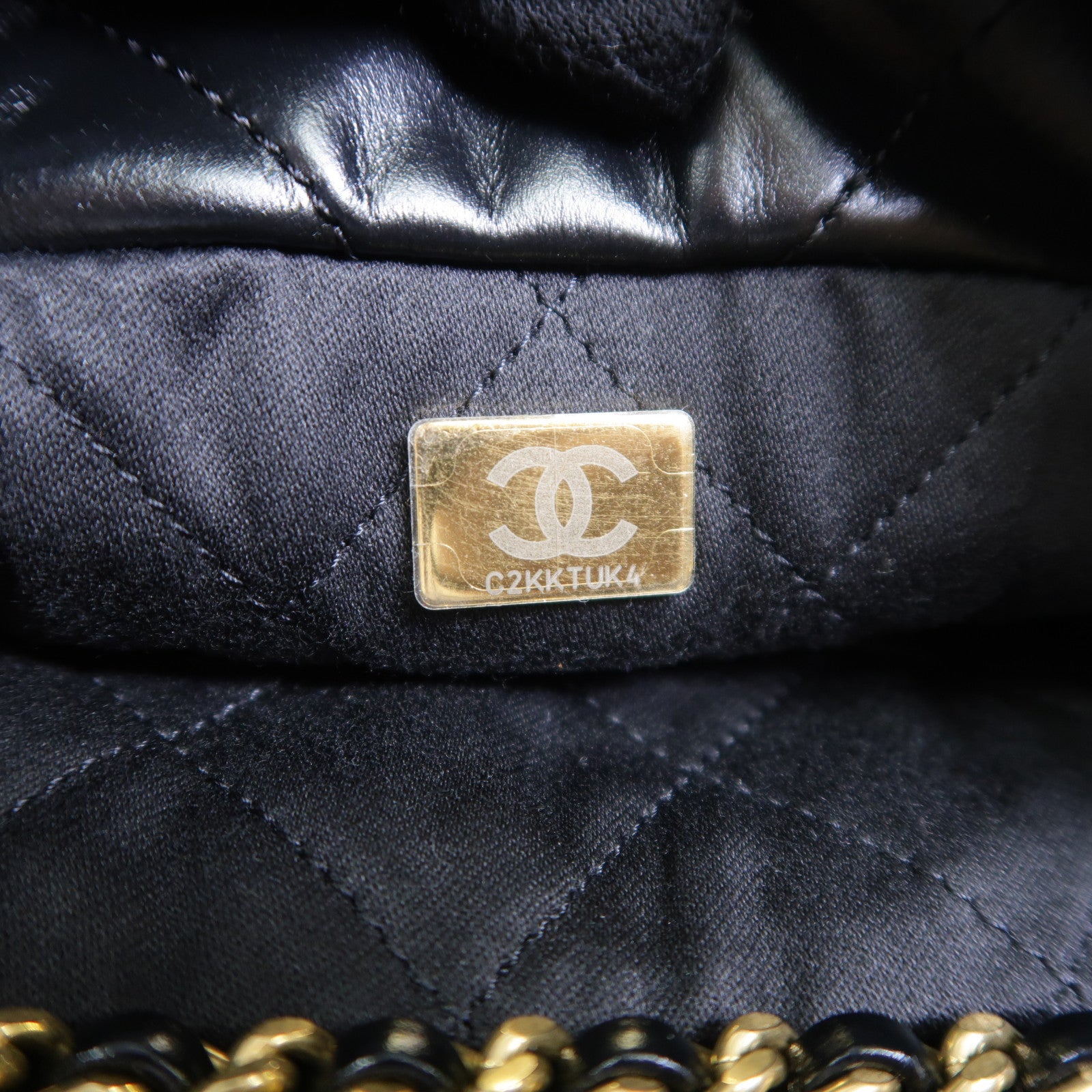 CHANEL 羊皮皮革Mini 22金扣鏈帶肩背袋