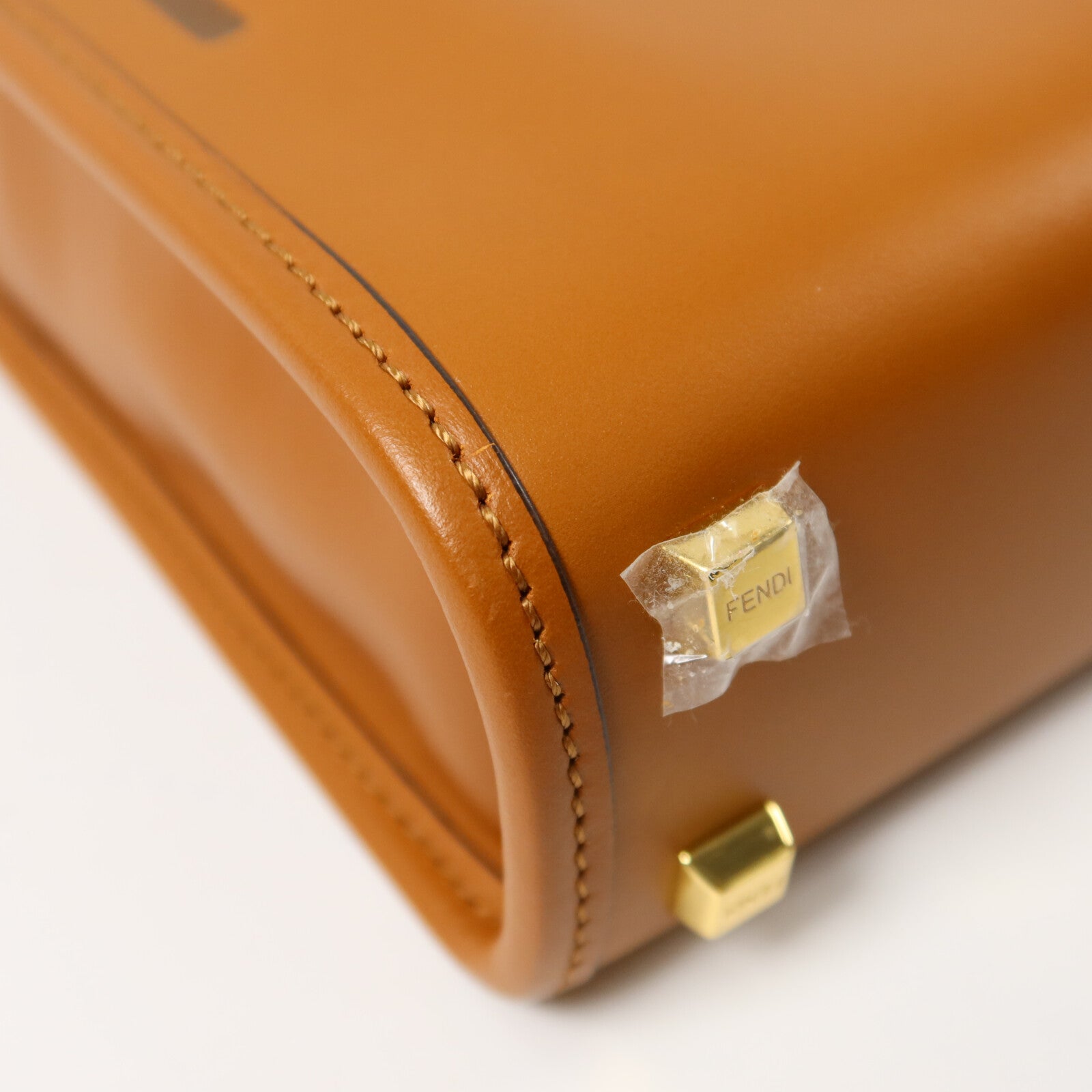 FENDI 牛皮皮革Mini Sunshine Shopper手挽肩背兩用袋