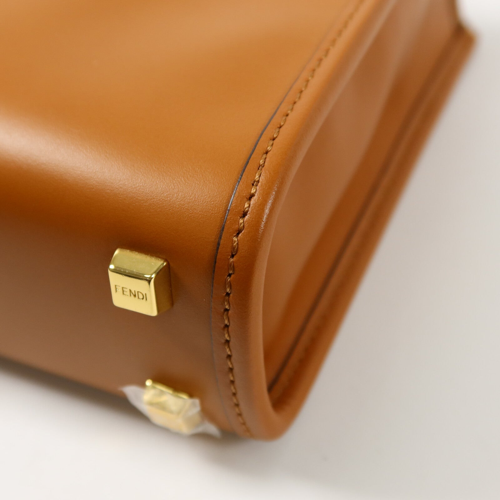 FENDI 牛皮皮革Mini Sunshine Shopper手挽肩背兩用袋