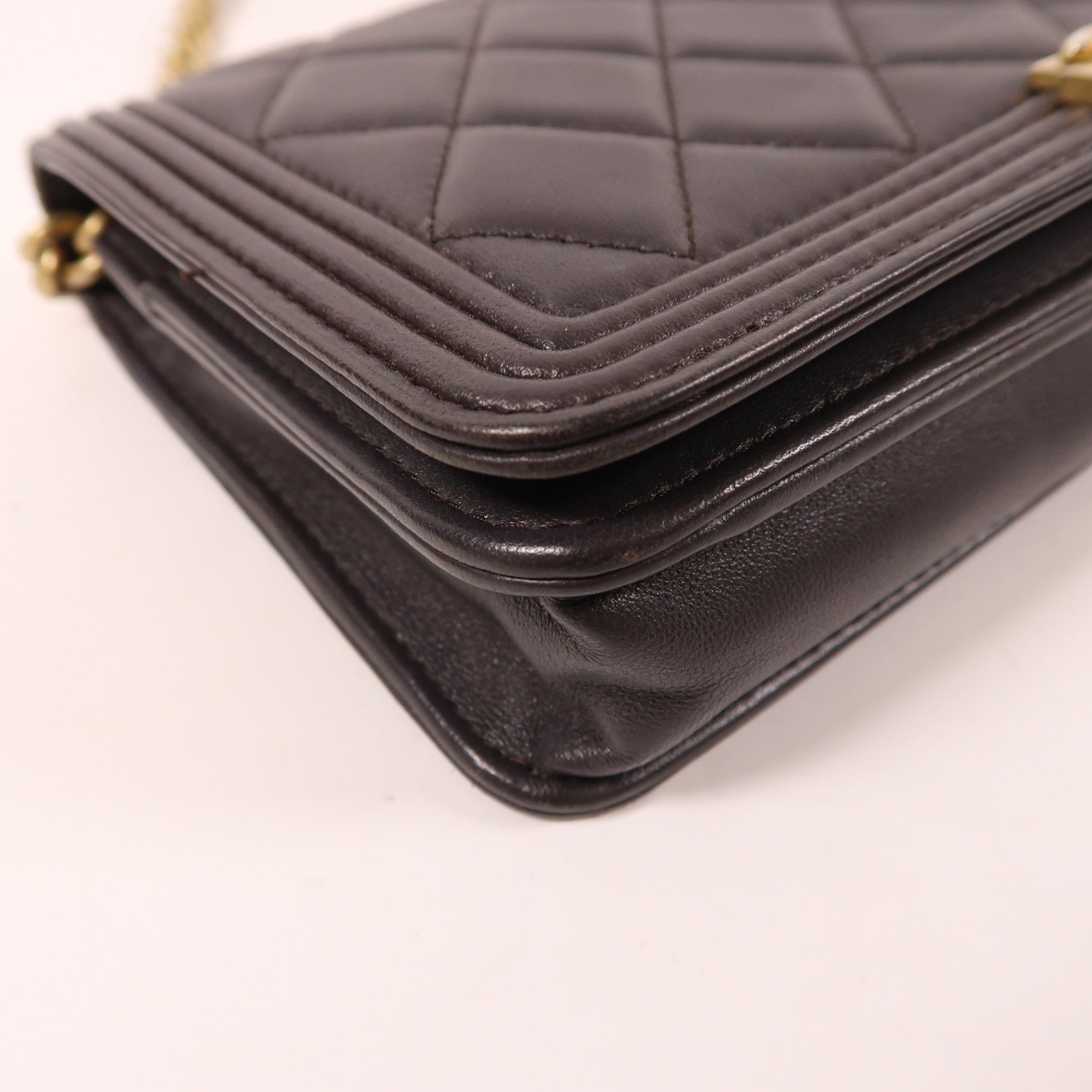 CHANEL 羊皮皮革Woc金扣鏈帶肩背袋紫色