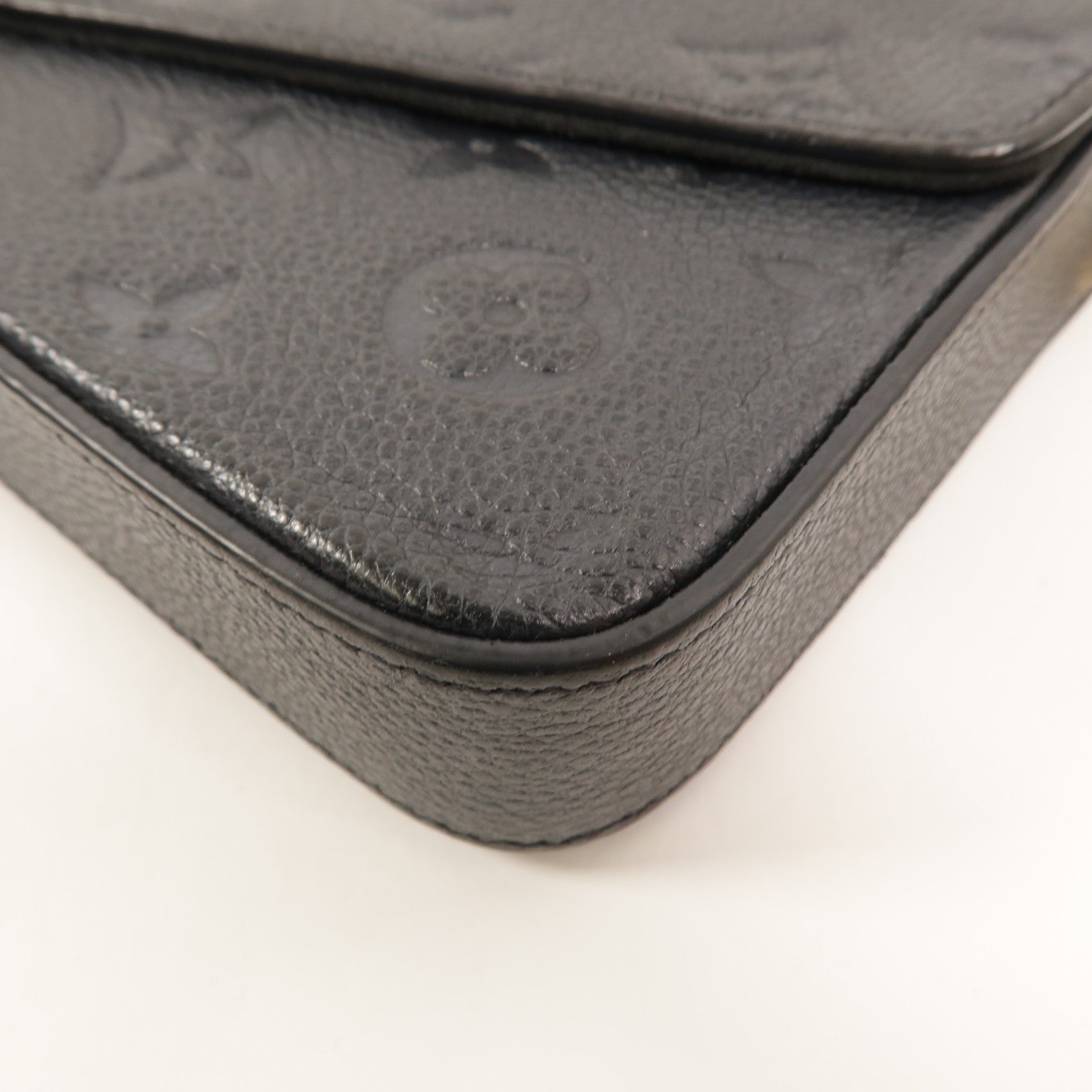 LOUIS VUITTON Monogram Empreinte Felicie Pochette鏈帶肩背袋