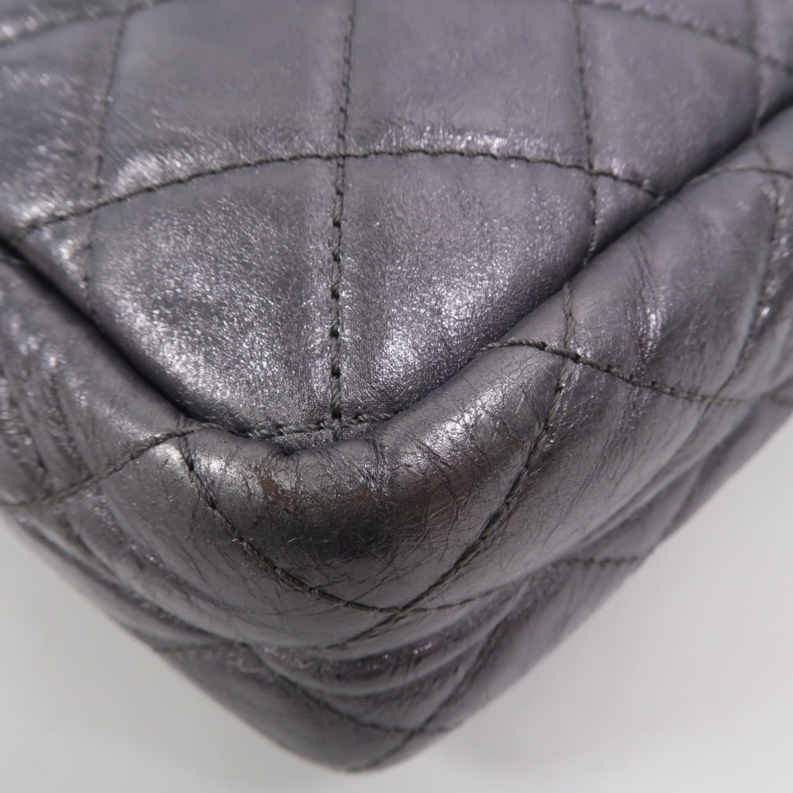 CHANEL 牛皮皮革2.55鏈帶肩背袋
