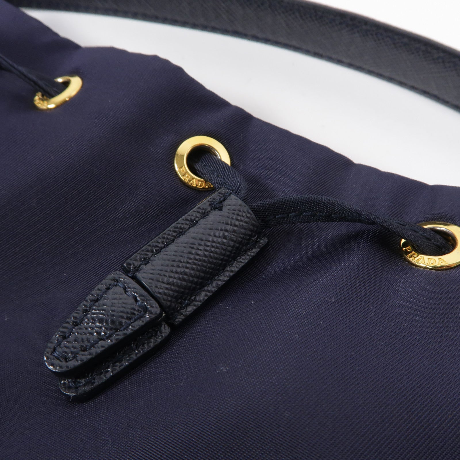 PRADA 尼龍Bucket Bag手挽肩背兩用袋