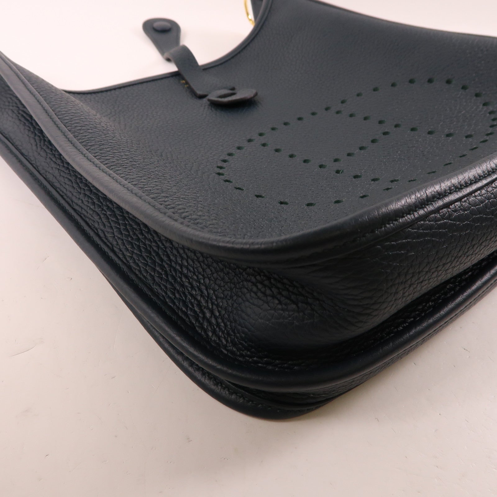 HERMES Clemence皮革Evelyne PM金扣肩背袋vert cypress墨綠色