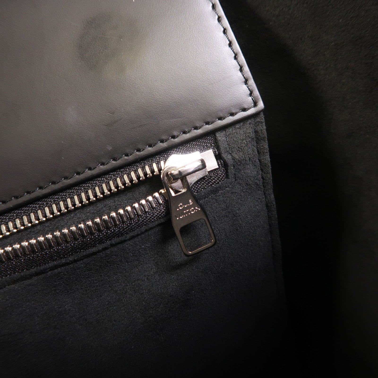 LOUIS VUITTON Epi Phoenix PM銀扣手挽肩背兩用袋