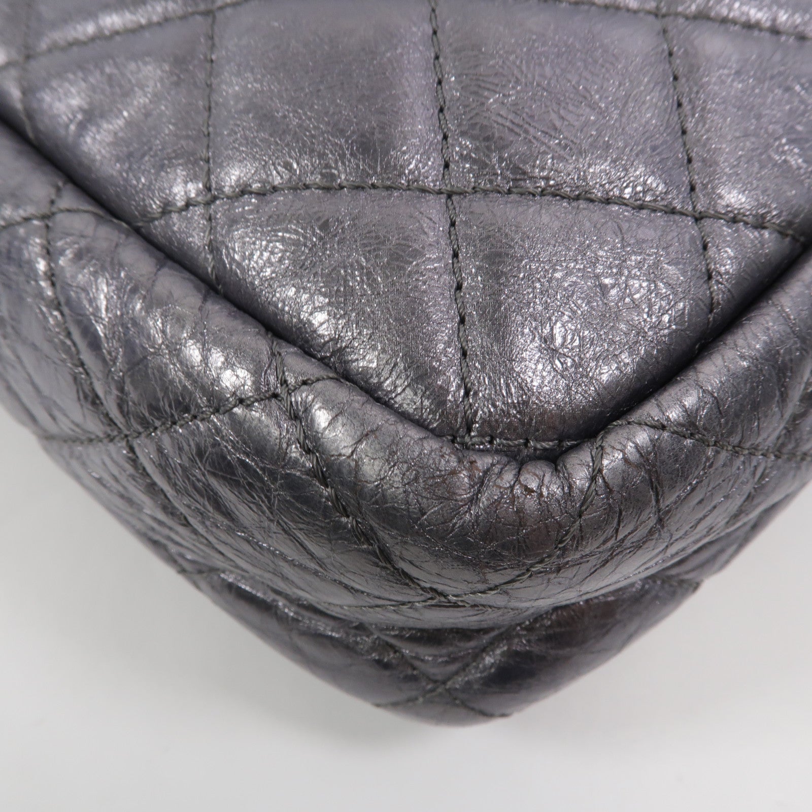 CHANEL 牛皮皮革2.55鏈帶肩背袋