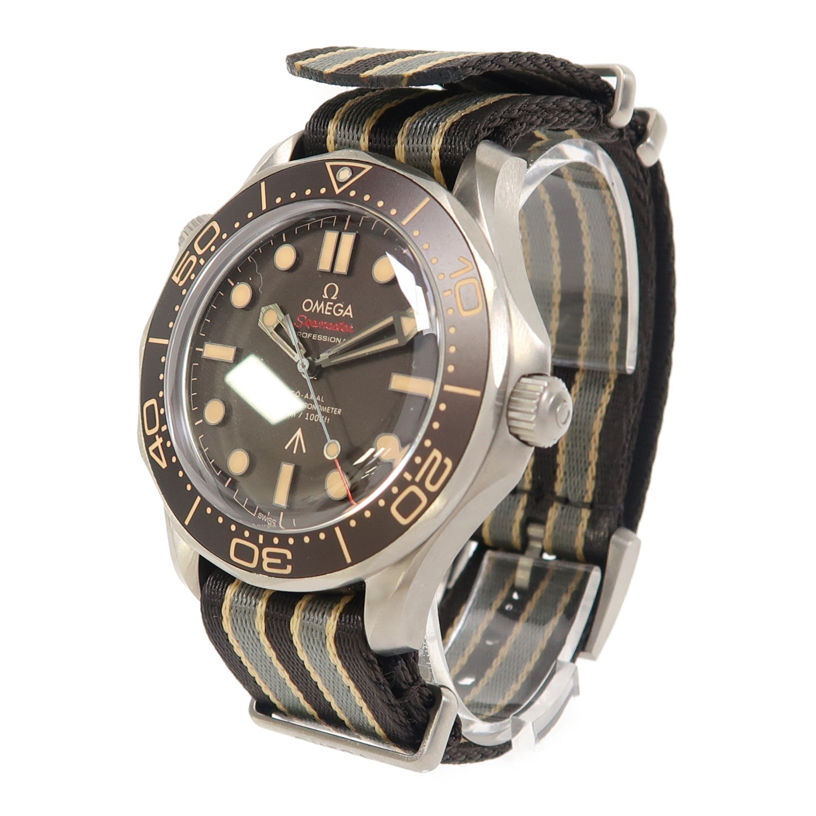 OMEGA Seamaster Diver 300M鈦金屬/Nato錶帶手錶自動機芯黑色