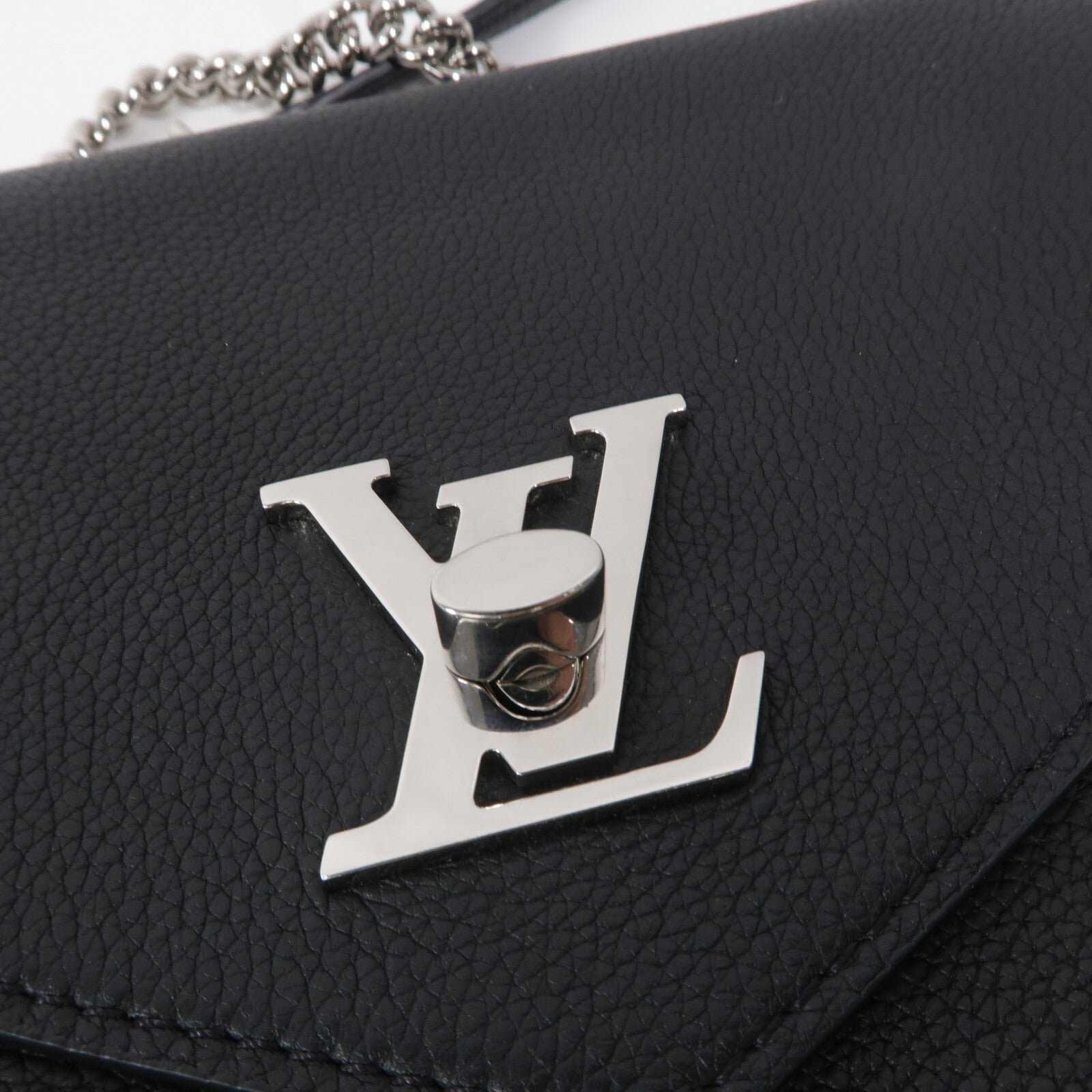 LOUIS VUITTON 牛皮皮革Mylockme銀扣鏈帶肩背袋