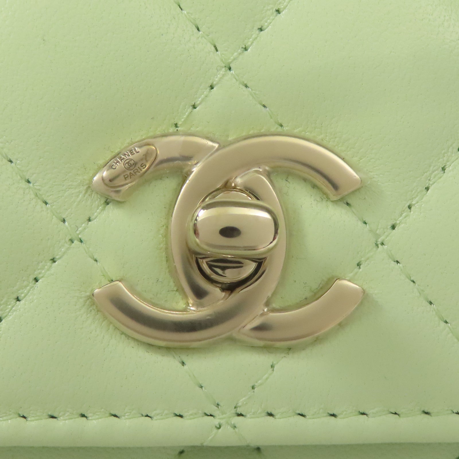 CHANEL 羊皮皮革Shoulder Bag金扣鏈帶肩背袋
