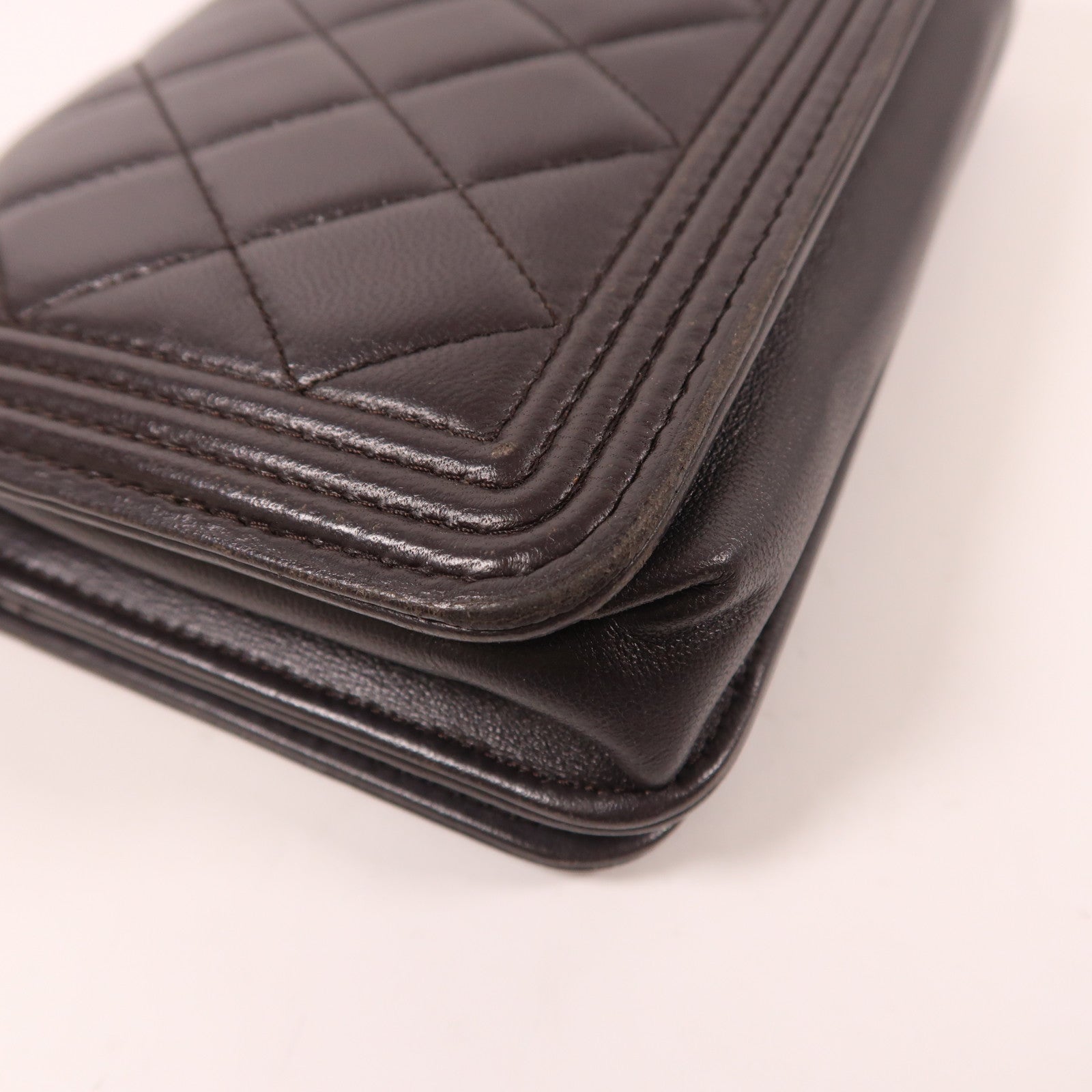 CHANEL 羊皮皮革Woc金扣鏈帶肩背袋紫色