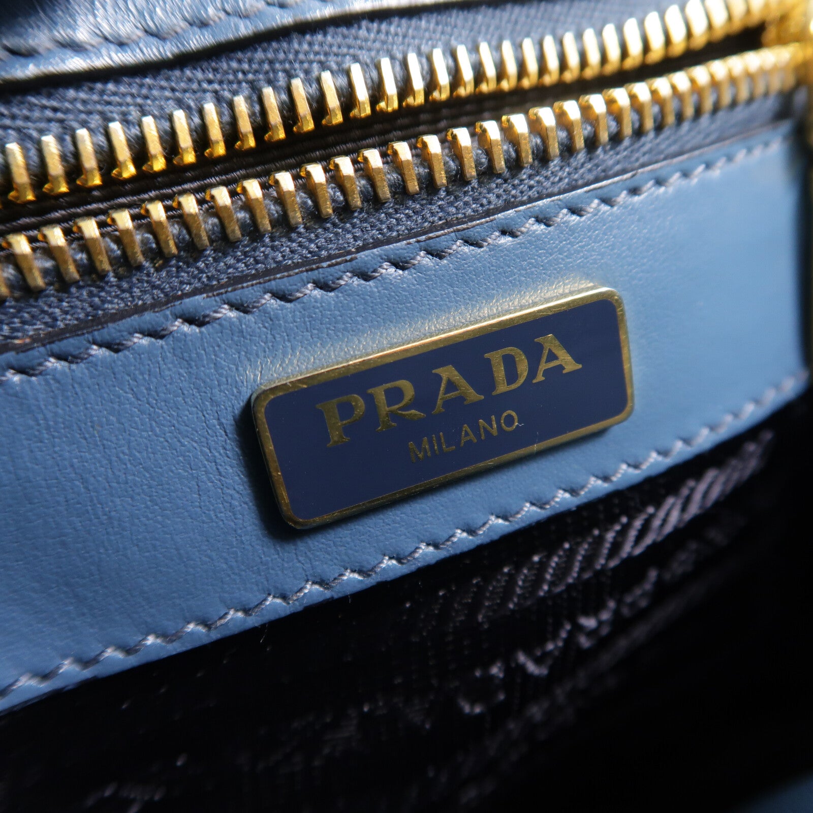 PRADA 牛皮皮革Shoulder Bag肩背袋