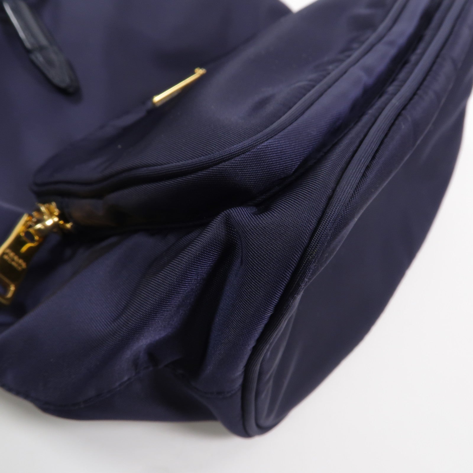 PRADA 尼龍Bucket Bag手挽肩背兩用袋