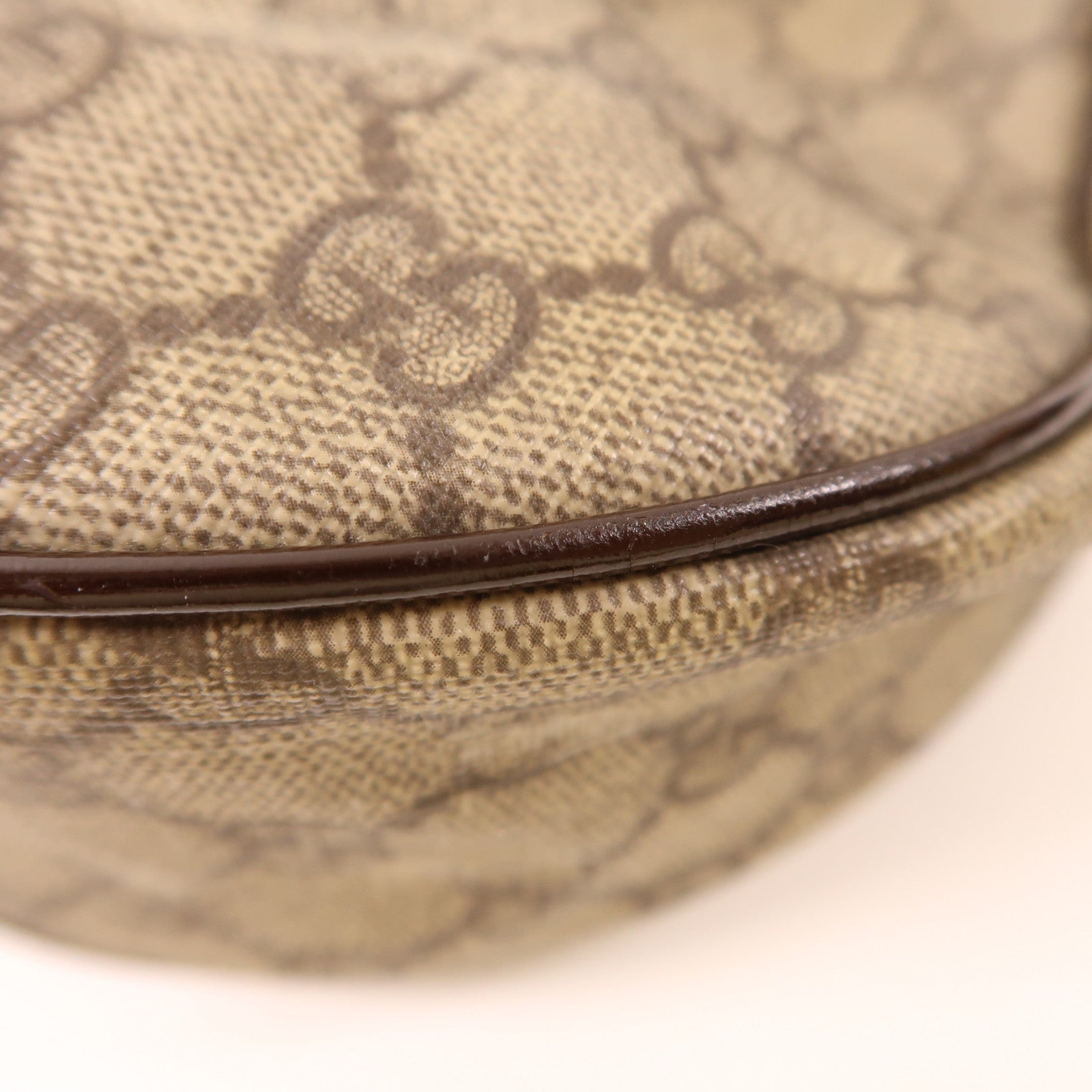 GUCCI 塗層帆布Shoulder Bag金扣肩背袋棕色