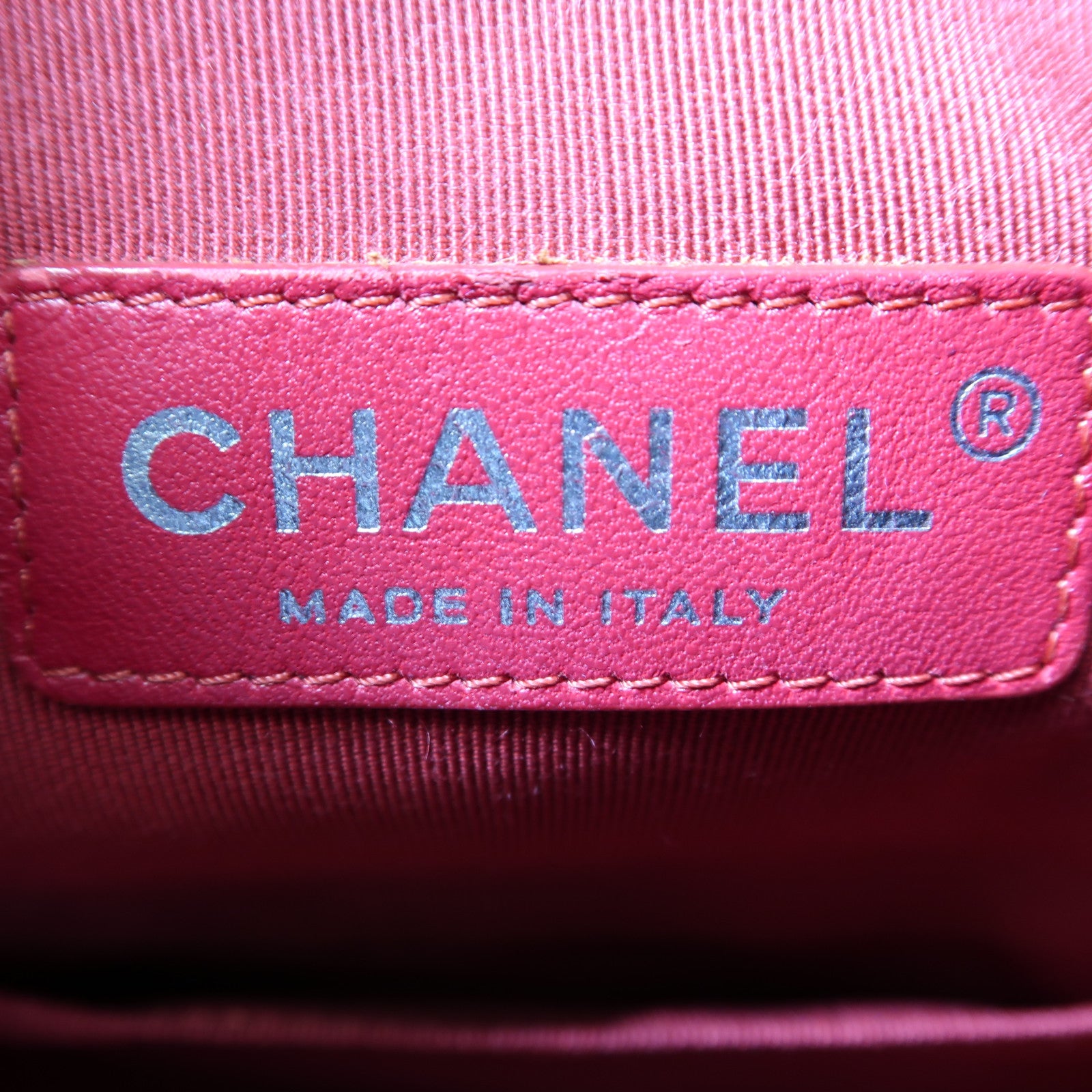 CHANEL 菱格牛皮皮革Gabrielle Backpack鏈帶背包藍色/黑色