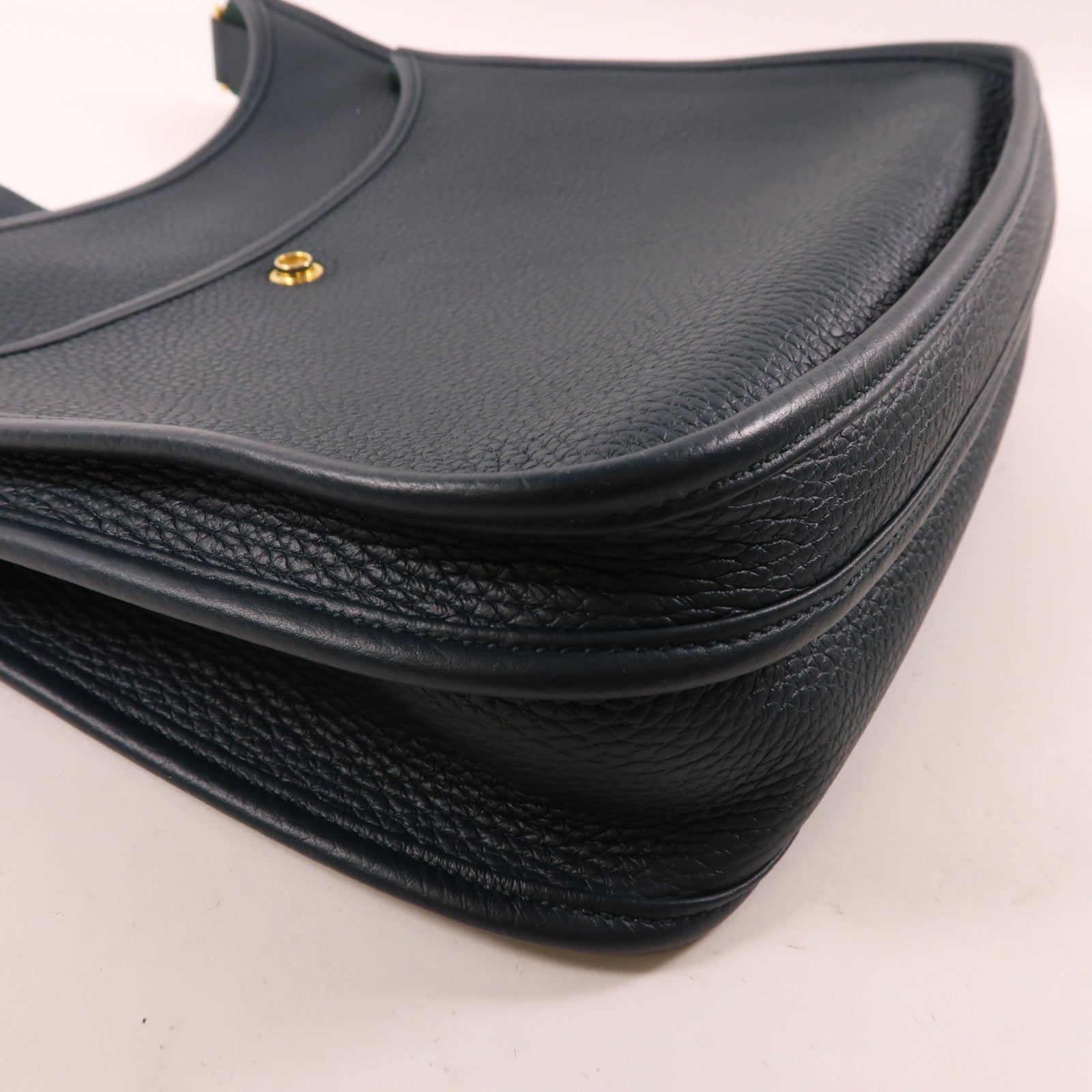 HERMES Clemence皮革Evelyne PM金扣肩背袋vert cypress墨綠色