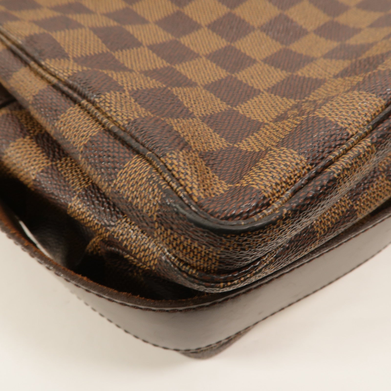 LOUIS VUITTON Damier Naviglio肩背袋
