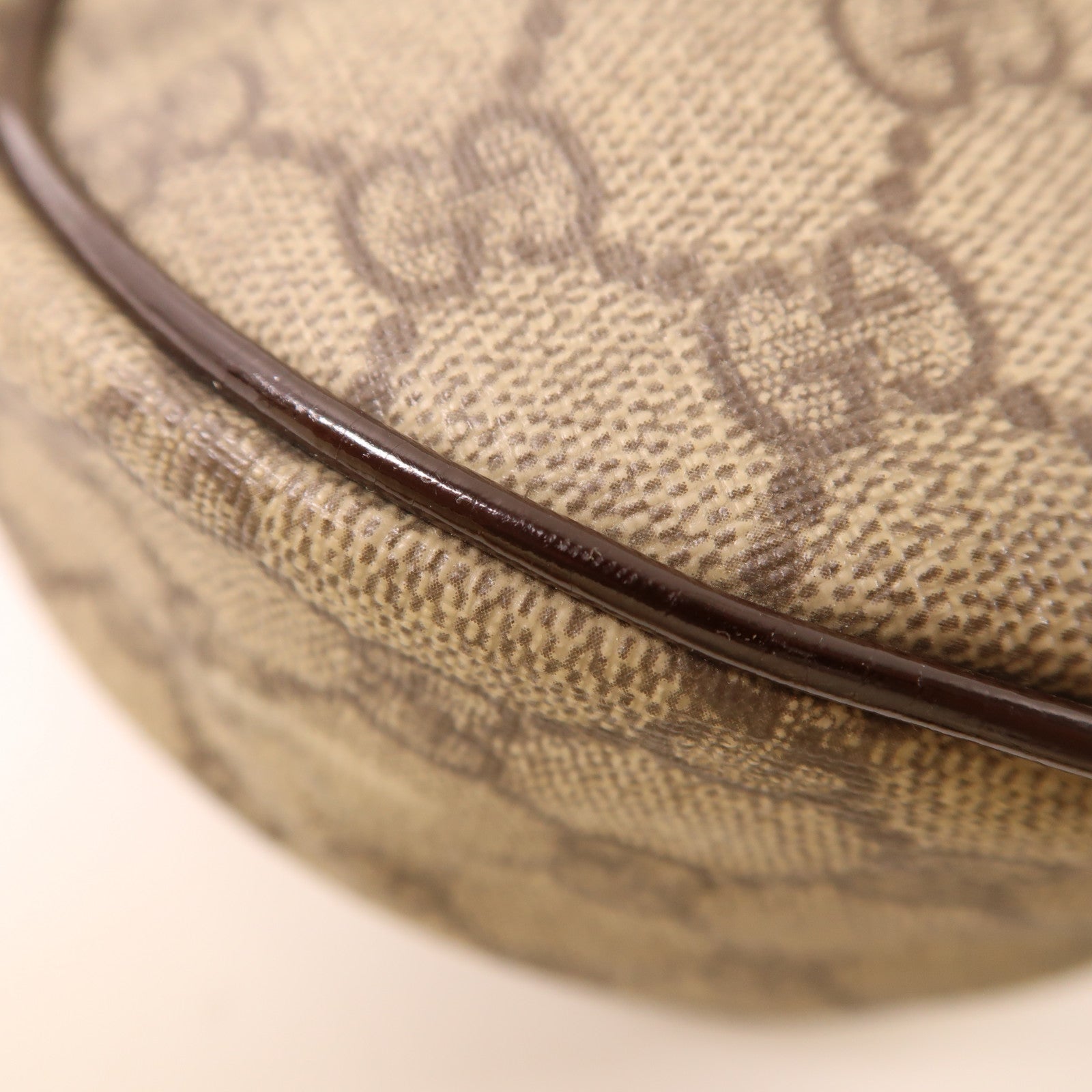 GUCCI 塗層帆布Shoulder Bag金扣肩背袋棕色