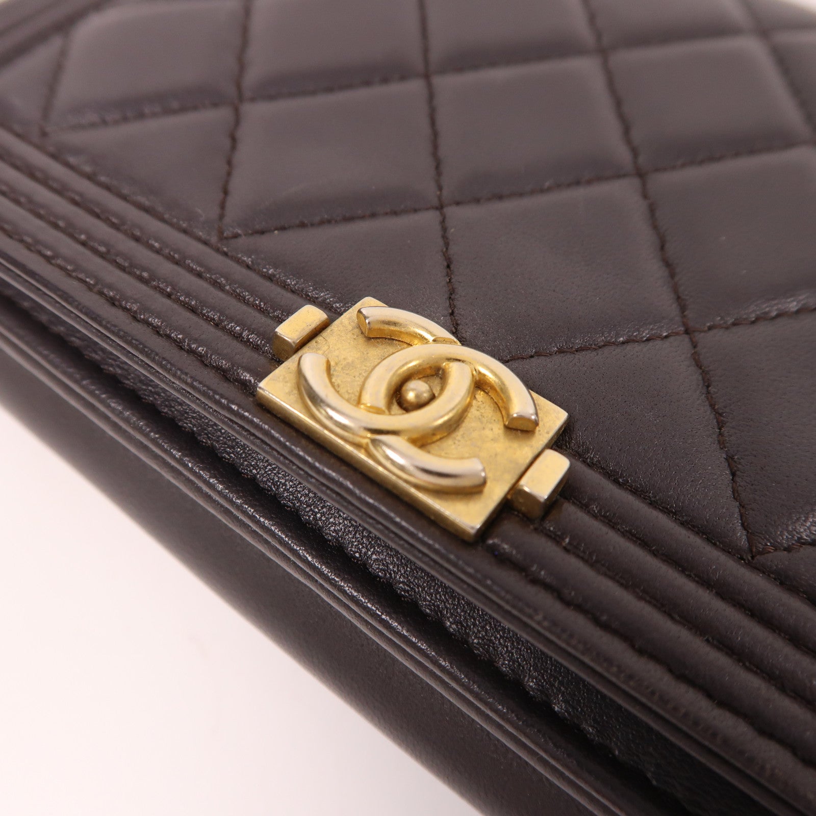 CHANEL 羊皮皮革Woc金扣鏈帶肩背袋紫色