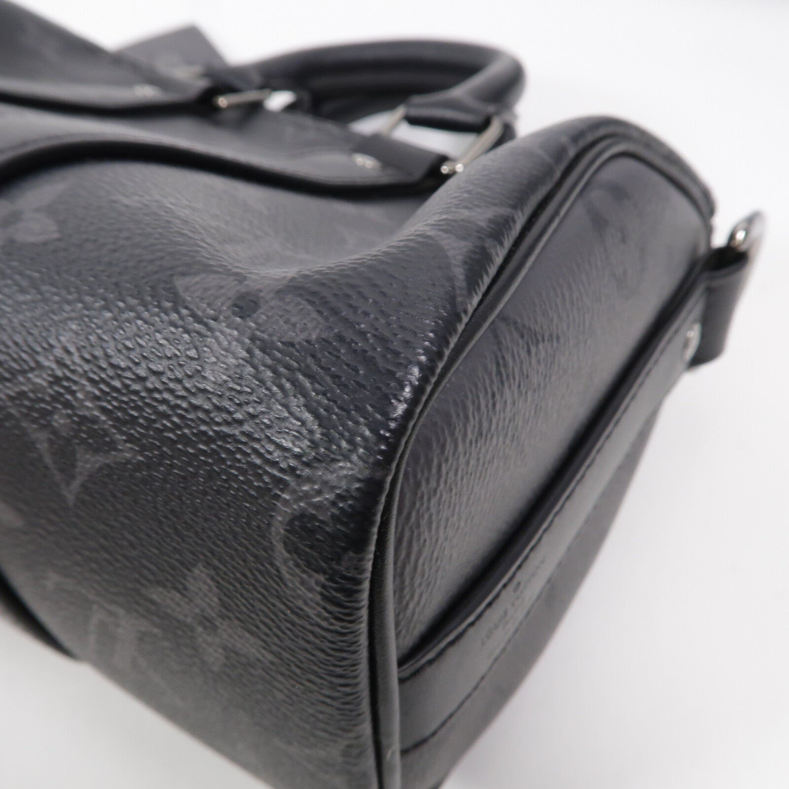 LOUIS VUITTON Monogram Eclipse Keepall Bandouliere 25手挽肩背兩用袋