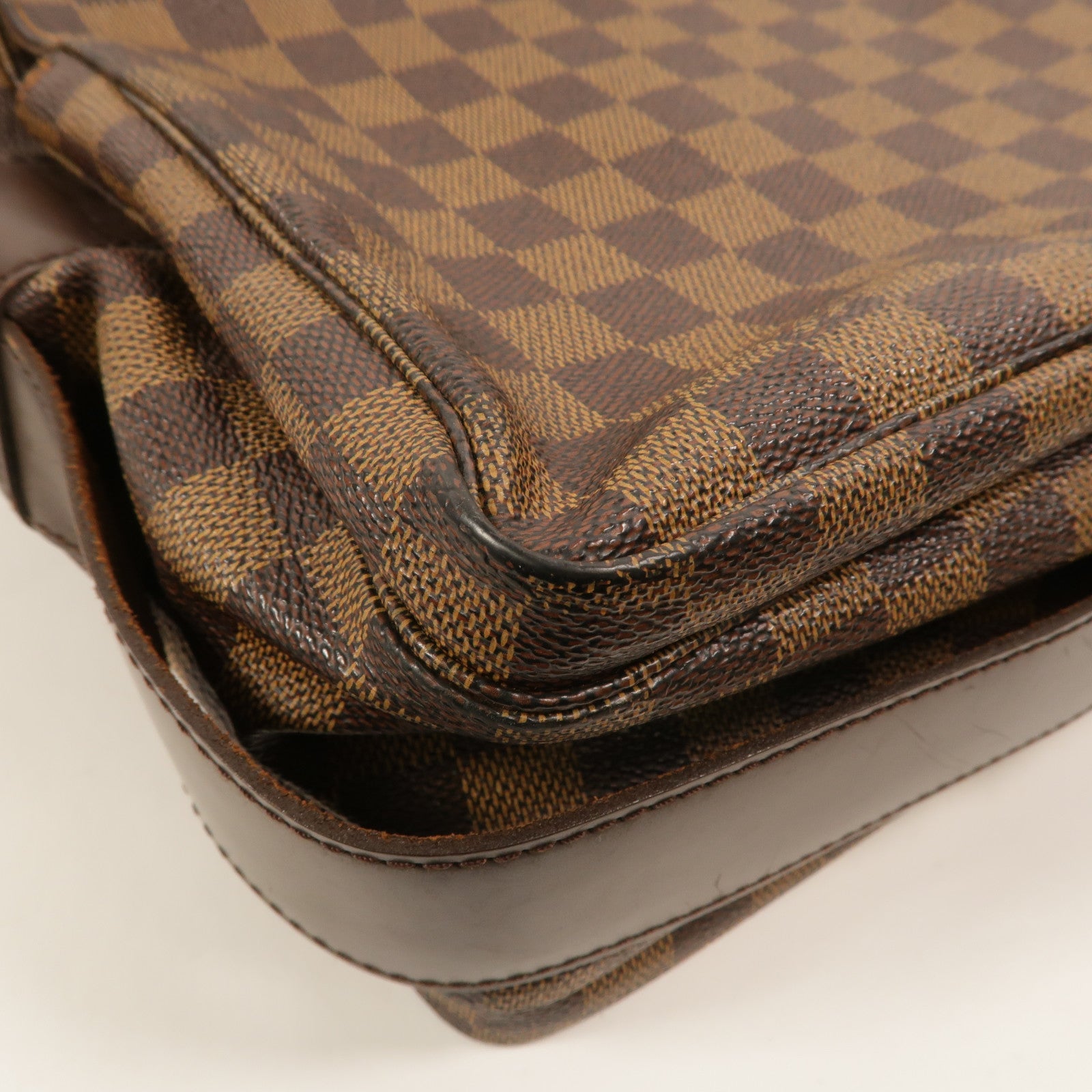 LOUIS VUITTON Damier Naviglio肩背袋
